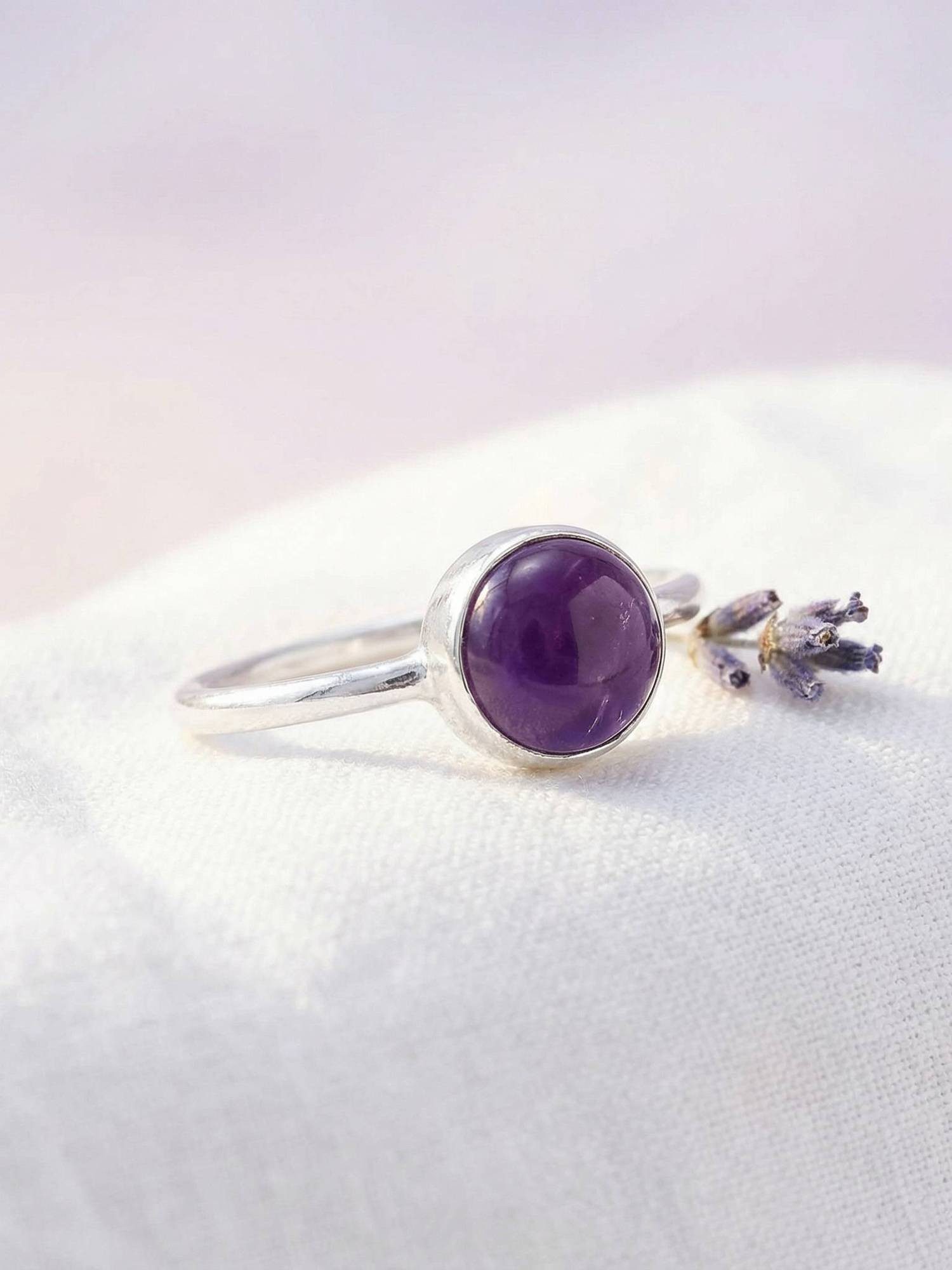 mantraroma Silberring SAMA rund aus 925 Silber mit Amethyst (Ring mit Schmuckbeutel), Damenring aus 925er Silber