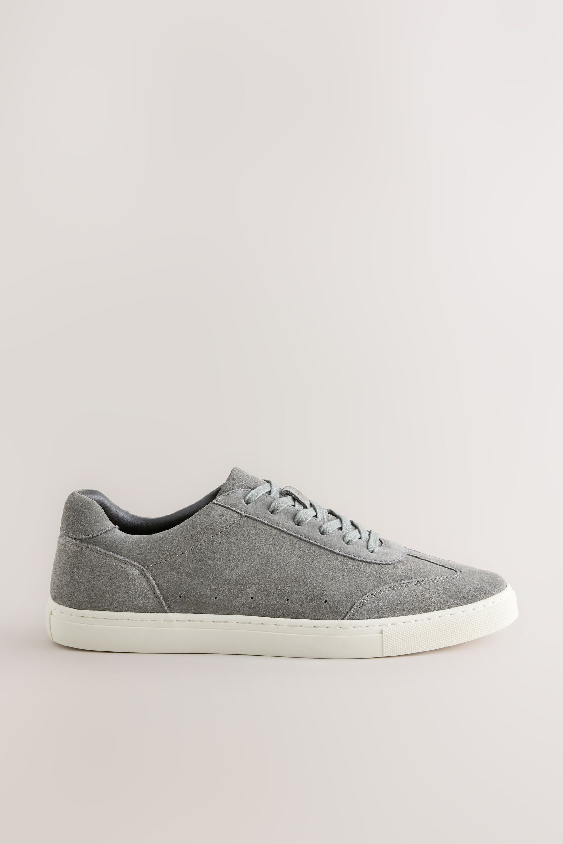 Next Schicke Turnschuhe aus Veloursleder Schnürschuh (1-tlg) günstig online kaufen