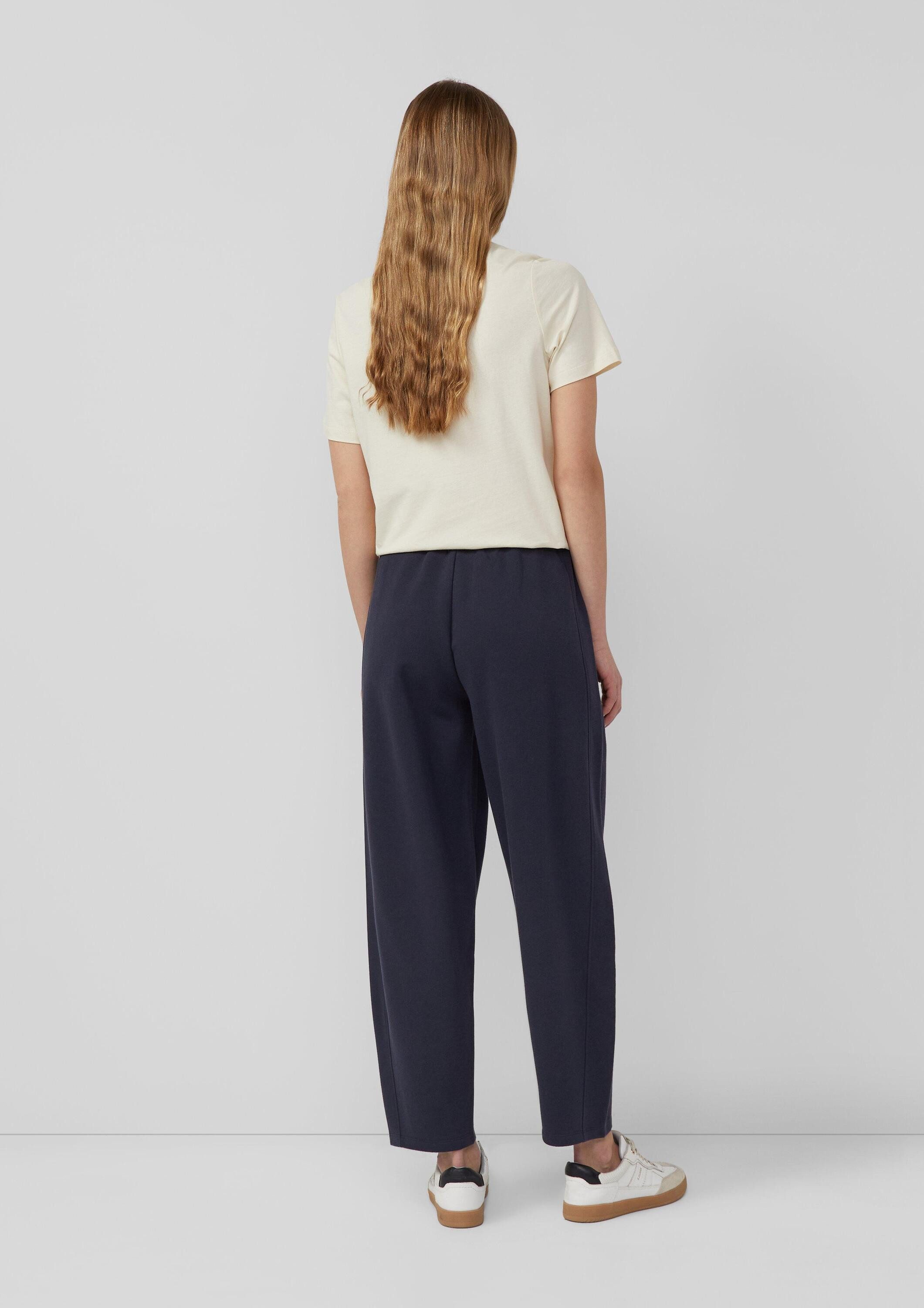 s.Oliver Jogginghose Hose Sweat-Hose im Relaxed Fit mit Barrel Leg und Elastikbund