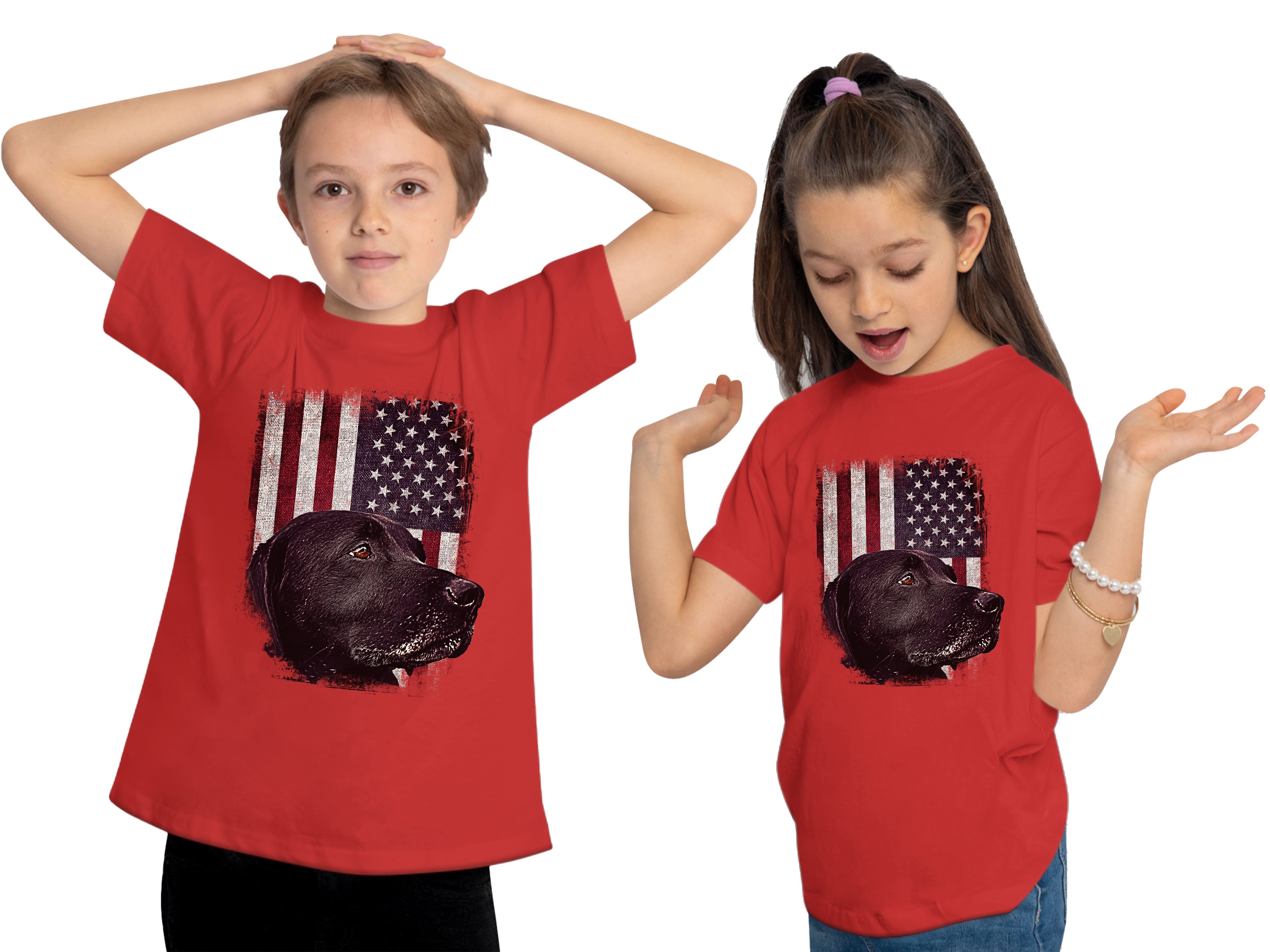 MyDesign24 T-Shirt Kinder Hunde - vor Aufdruck, Print Shirt rot i246 bedruckt Labrador schwarzer USA mit Flagge Baumwollshirt