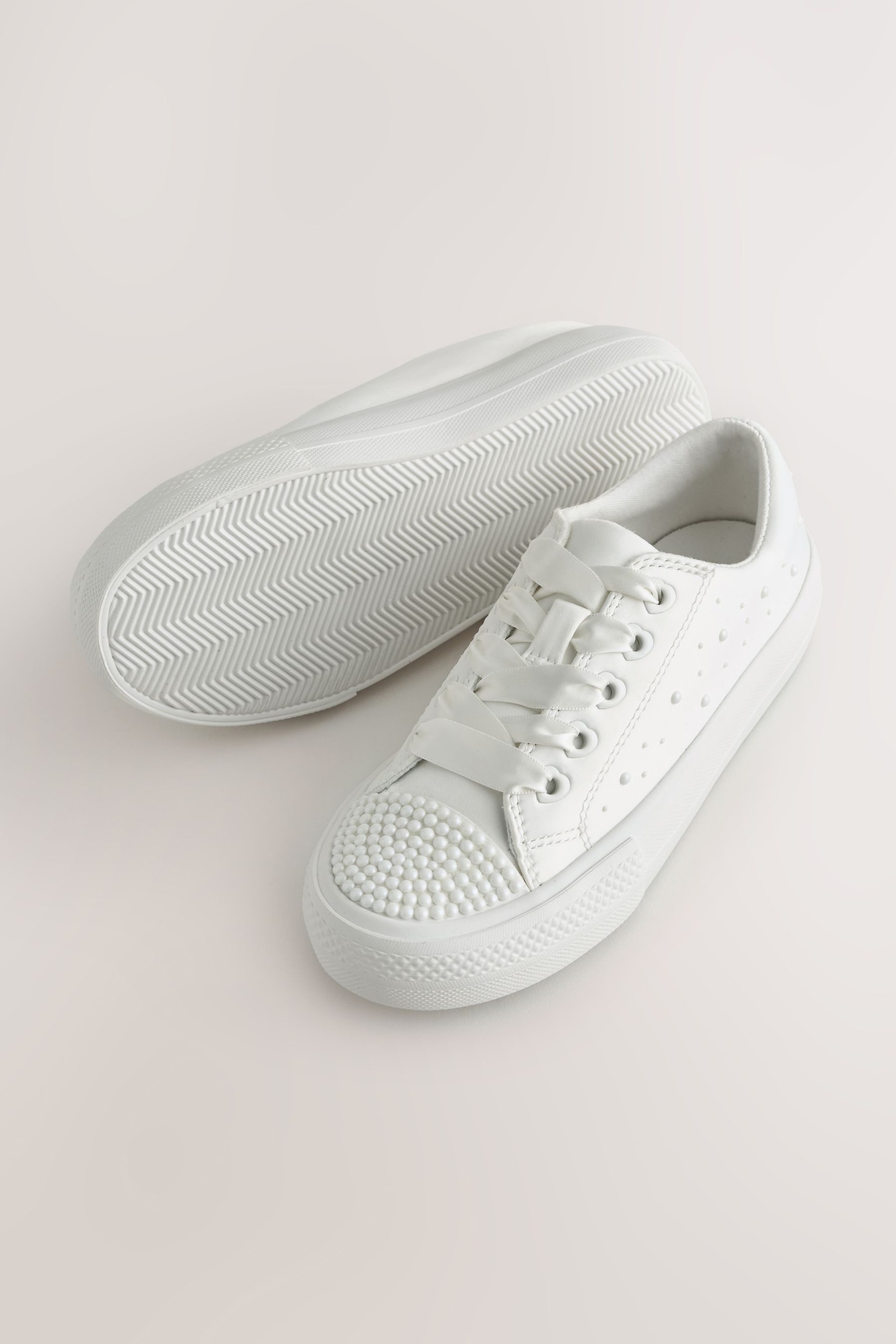 Next Festliche Sneaker zum Schnüren Sneaker – Bild 4 von 5
