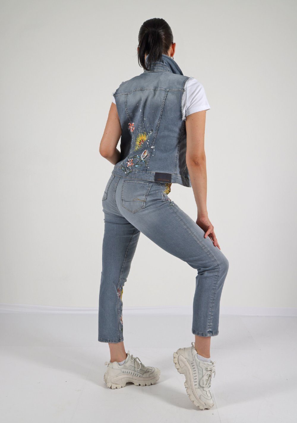 The Miracle Jeans