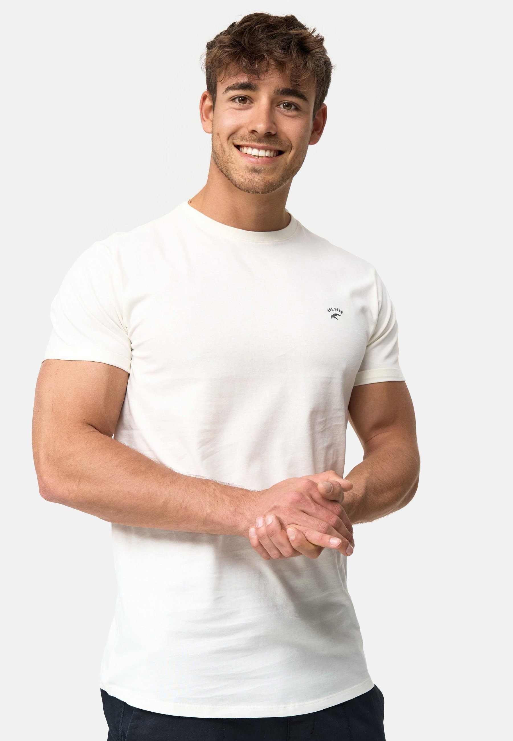 Indicode T-Shirt Kloge mit dezentem Label-Detail günstig online kaufen