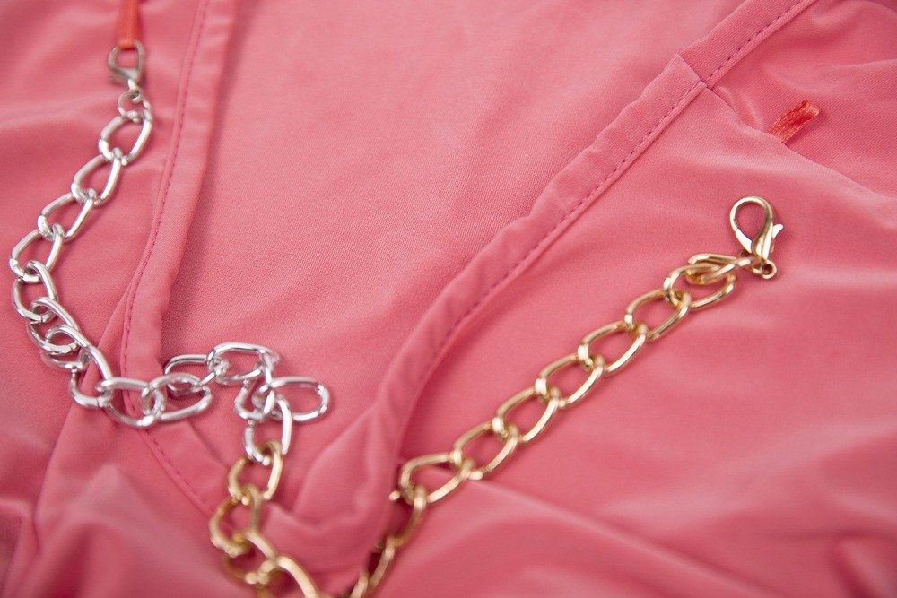 Sarcia.eu Blusentop Korallenrote Bluse + Kette S