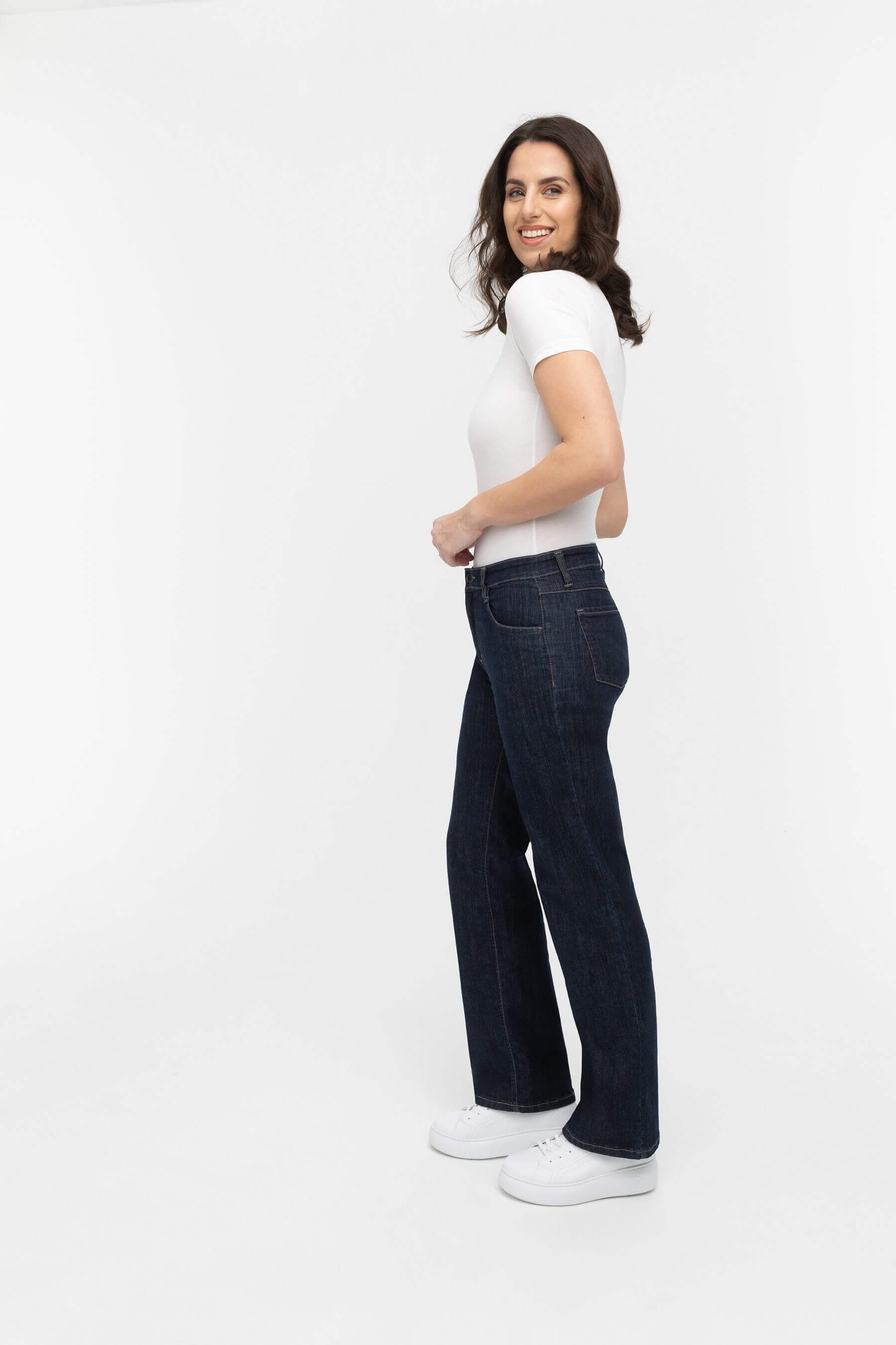 wonderjeans 5-Pocket-Jeans Relaxed Straight Cool, modern und vielseitig zu stylen