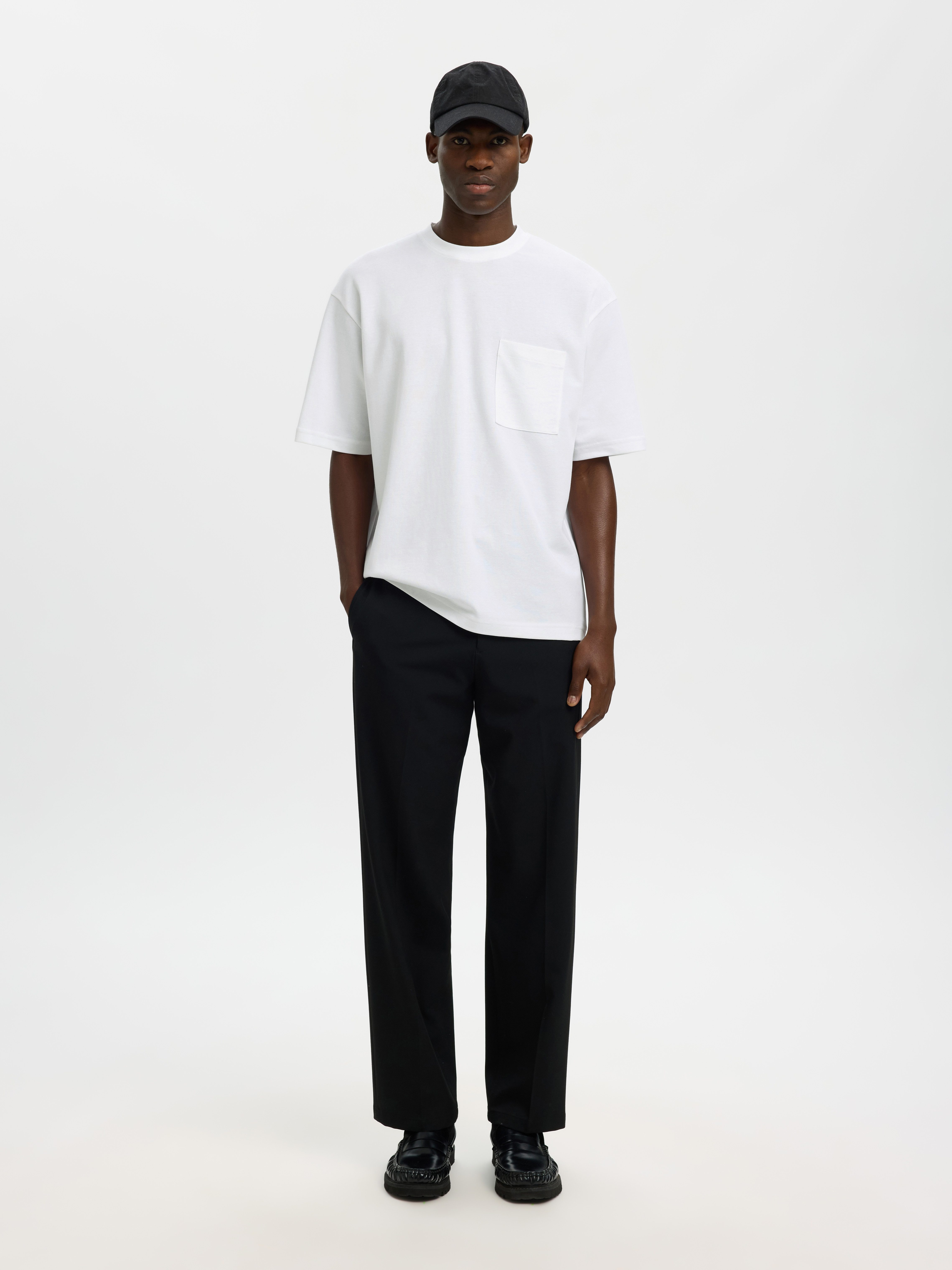 Selected T-Shirt SLHLOOSEOSCAR POCKET SS TEE NOOS