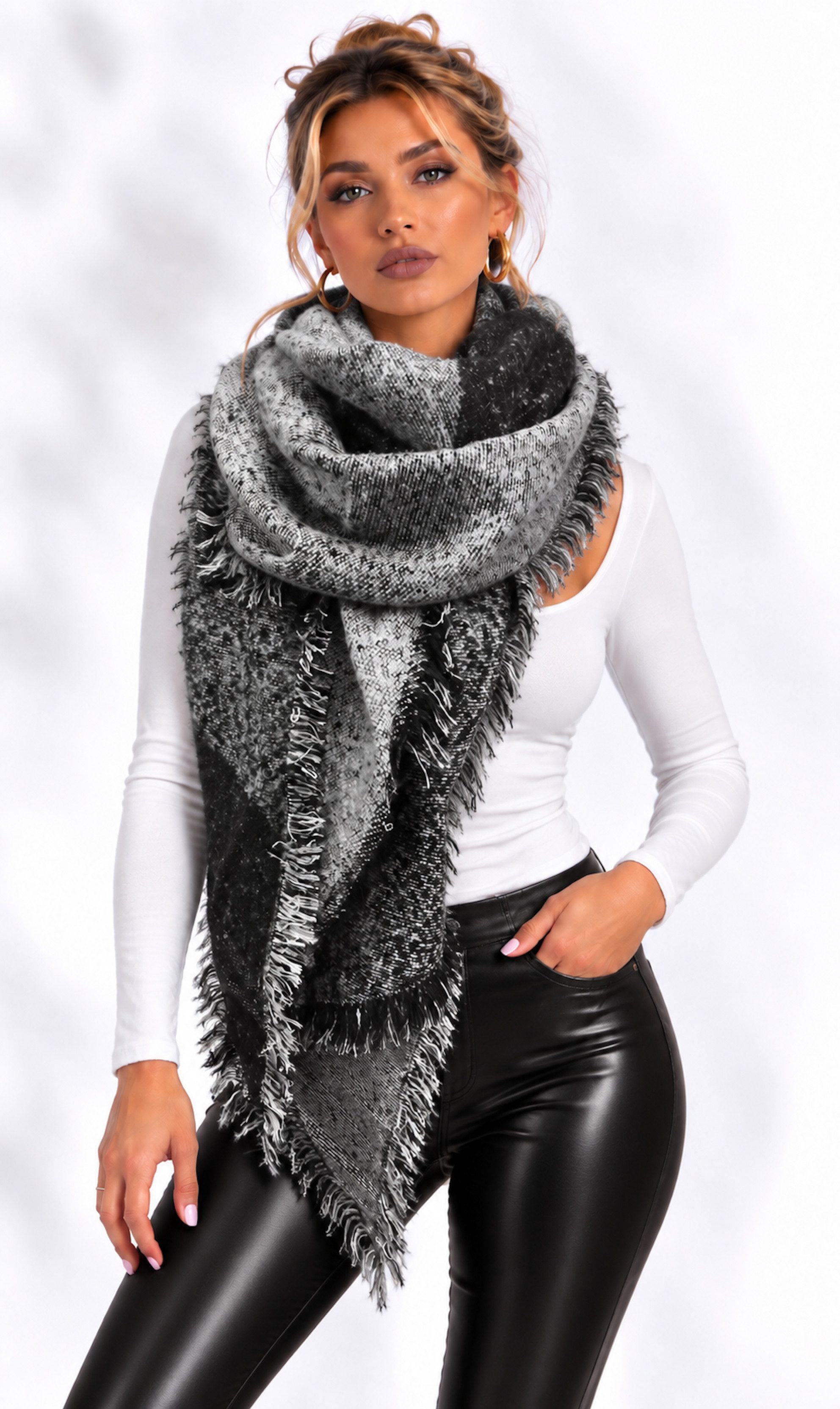 Worldclassca Halstuch Worldclassca XXL DAMEN WINTER SCHAL DICK STRICKSCHAL KARO HALSTUCH, Neue Kollektion - Stilvolle und gemütliche Mode für Damen