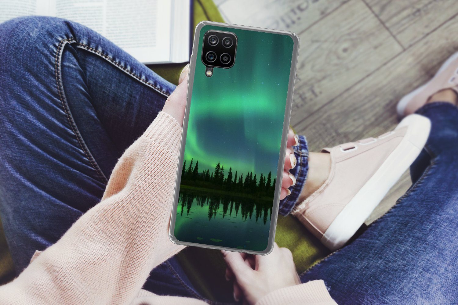 MuchoWow Handyhülle für Samsung Galaxy A12 Nordlicht - Bäume - Wasser - Alaska, Smartphone-Bumper, Print, Handy Schutzhülle Dünn