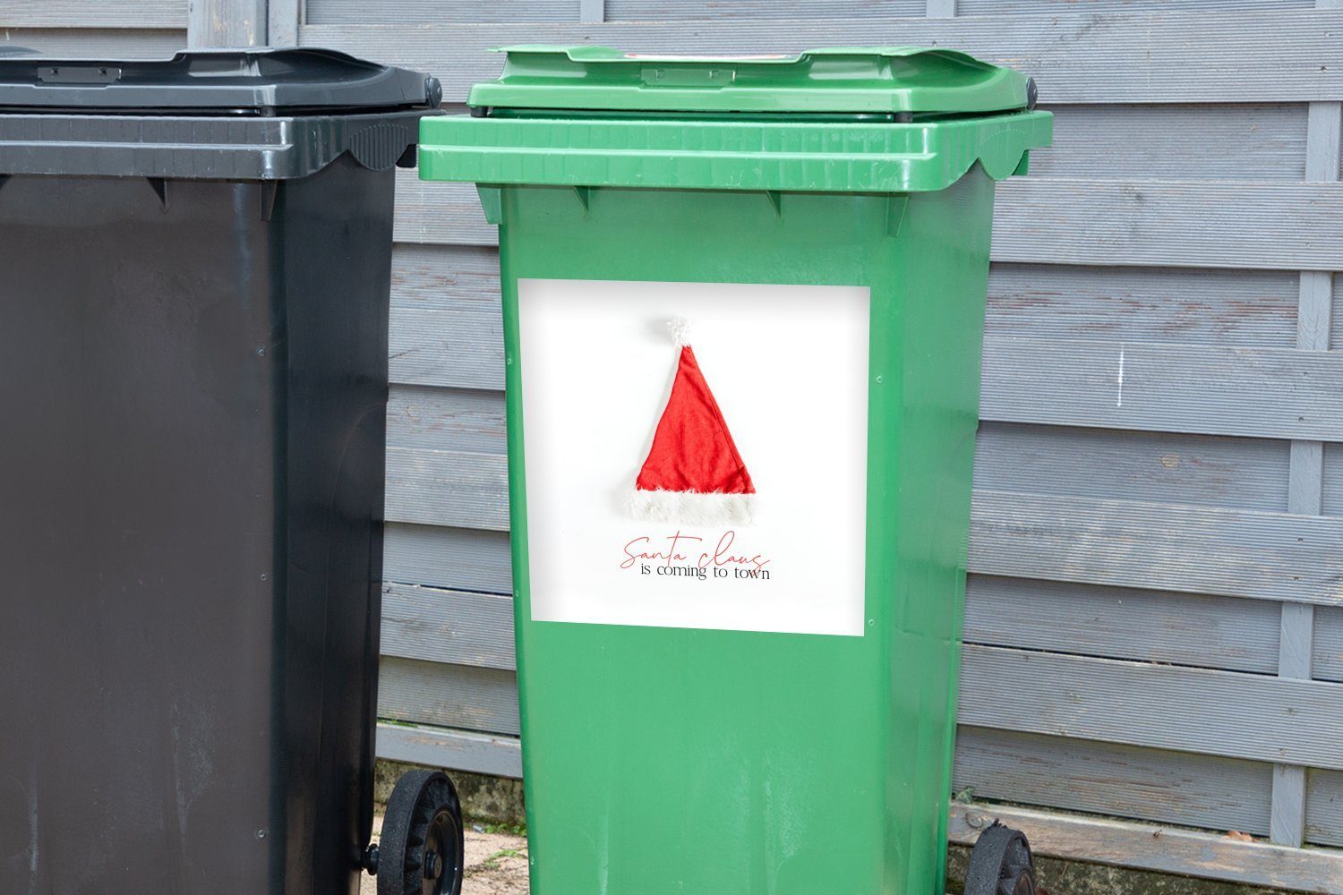 Wandsticker Winter - Mülleimer-aufkleber, Sticker, - Zitat Container, Abfalbehälter Mülltonne, St), (1 Nikolausmütze MuchoWow
