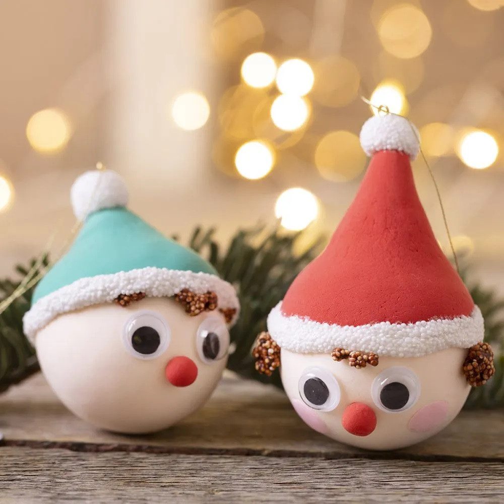 creativ company Bastelnaturmaterial Mini Kreativ Set Weihnachtskugeln Rote und Grüne Wichtel