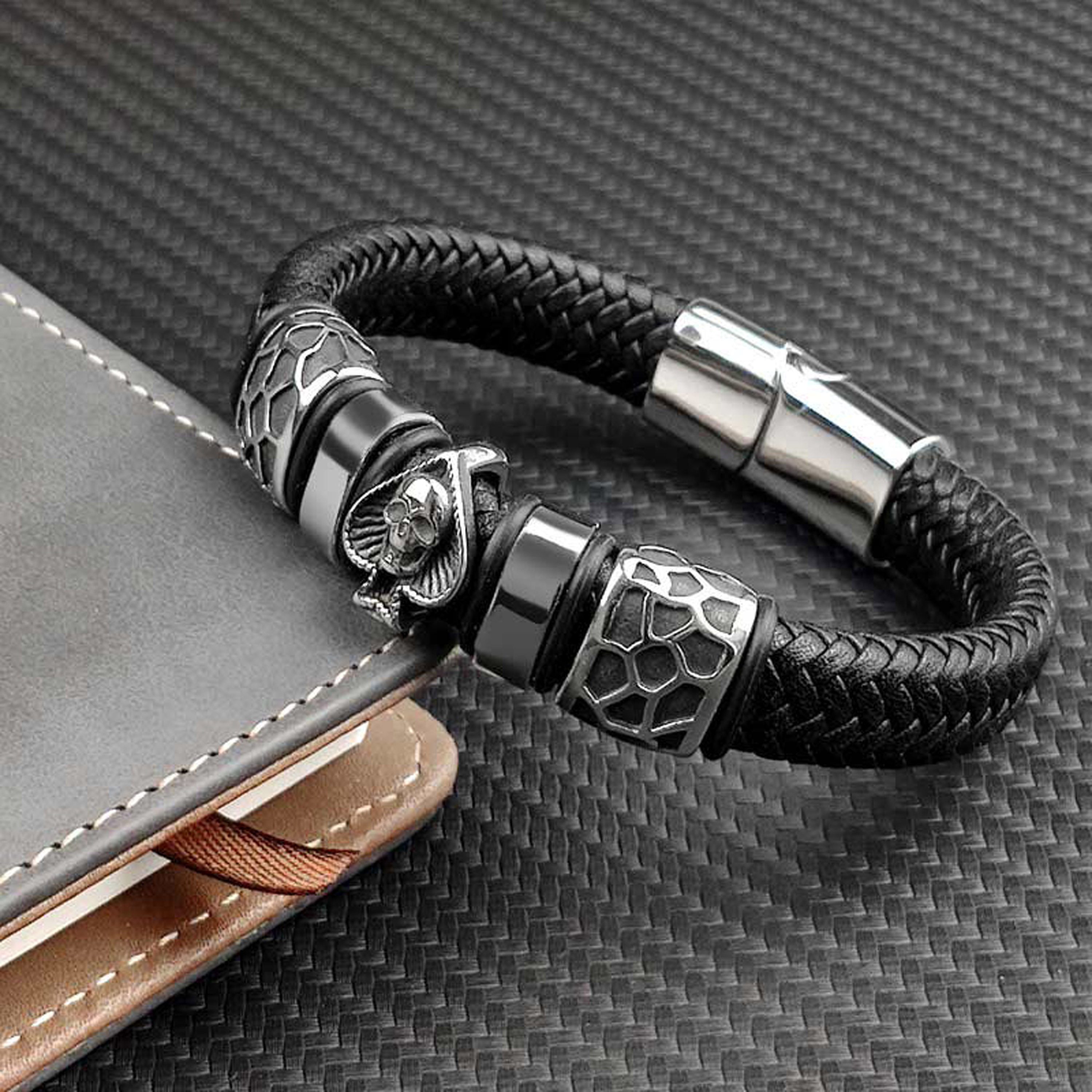 UNIQAL.de Lederarmband Herren Skull „ACE OF günstig online kaufen