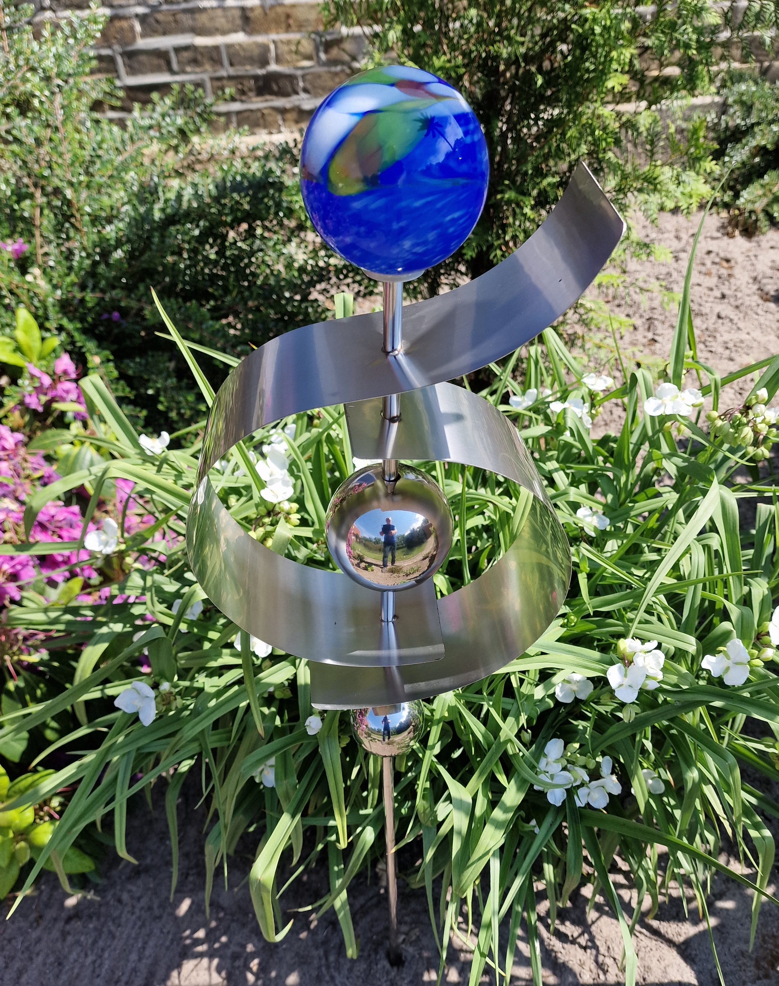 Jürgen Bocker Garten-Ambiente Glaszauber Beetstecker Jupiter 100 Blau cm aus Garten Edelstahl Glaskugel Gartenstecker