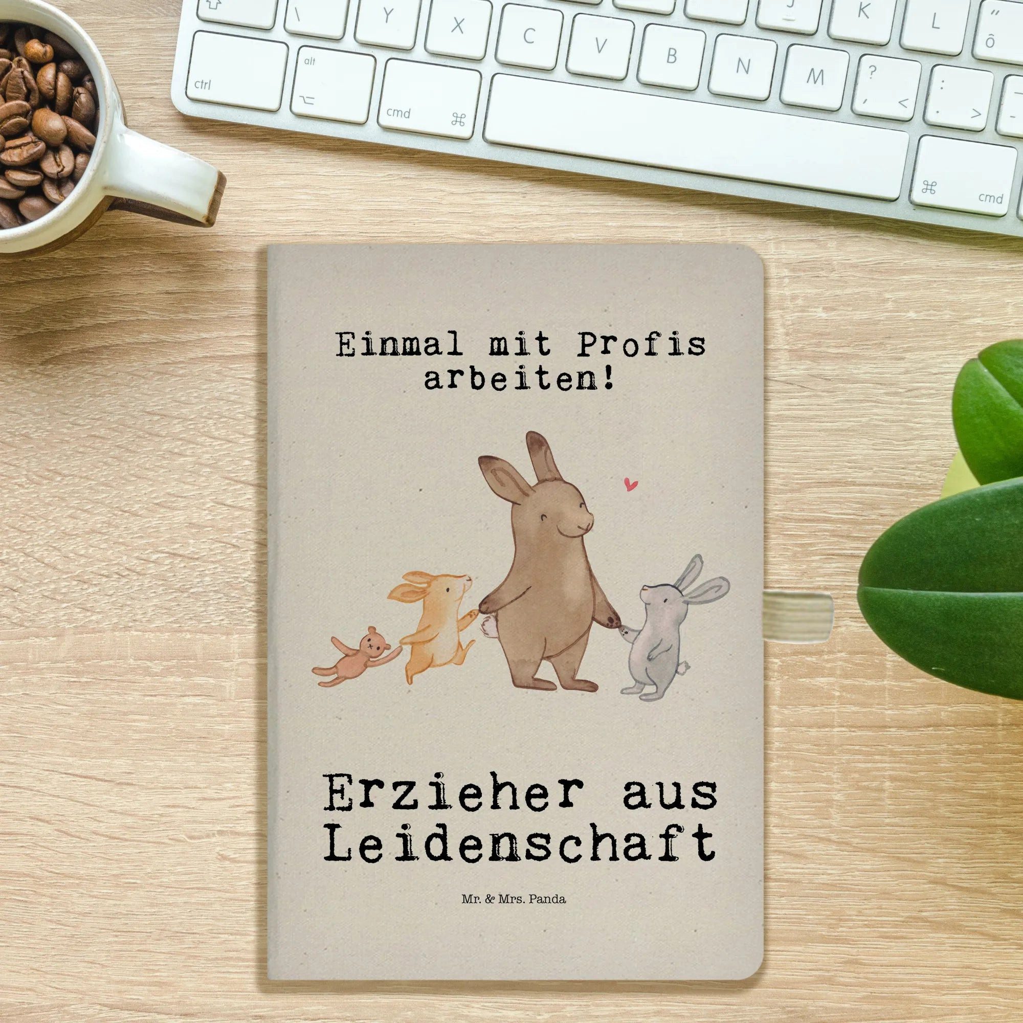Thumbnail - Mr. & Mrs. Panda Notizbuch Erzieher Leidenschaft - Transparent - Geschenk, Notizbuch A5, Pädagog Mr. & Mrs. Panda, Umwel...