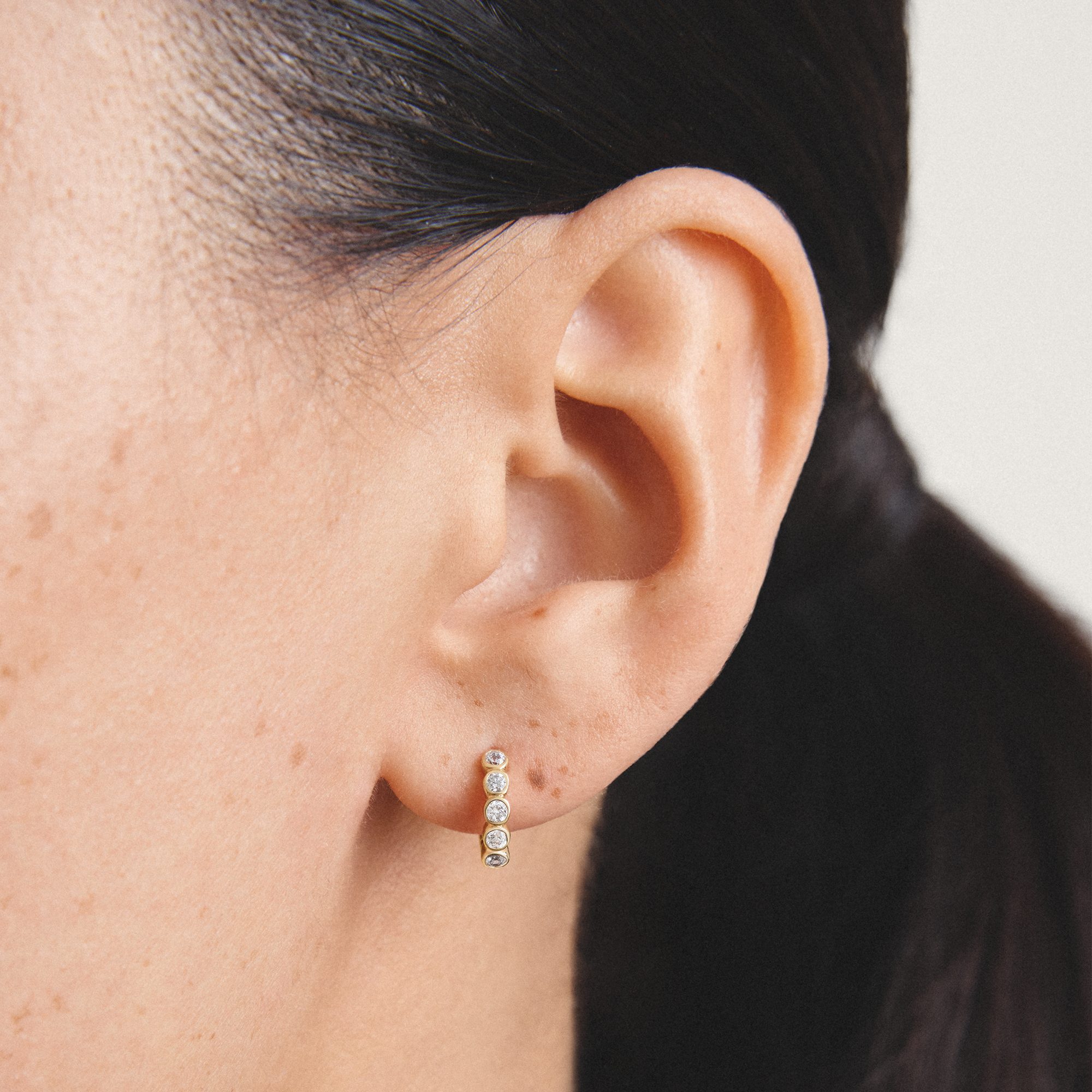 THOMAS SABO Paar Creolen gelbgoldfarben mit Zirkonia, mit Zirkonia (synth) – Bild 3 von 5