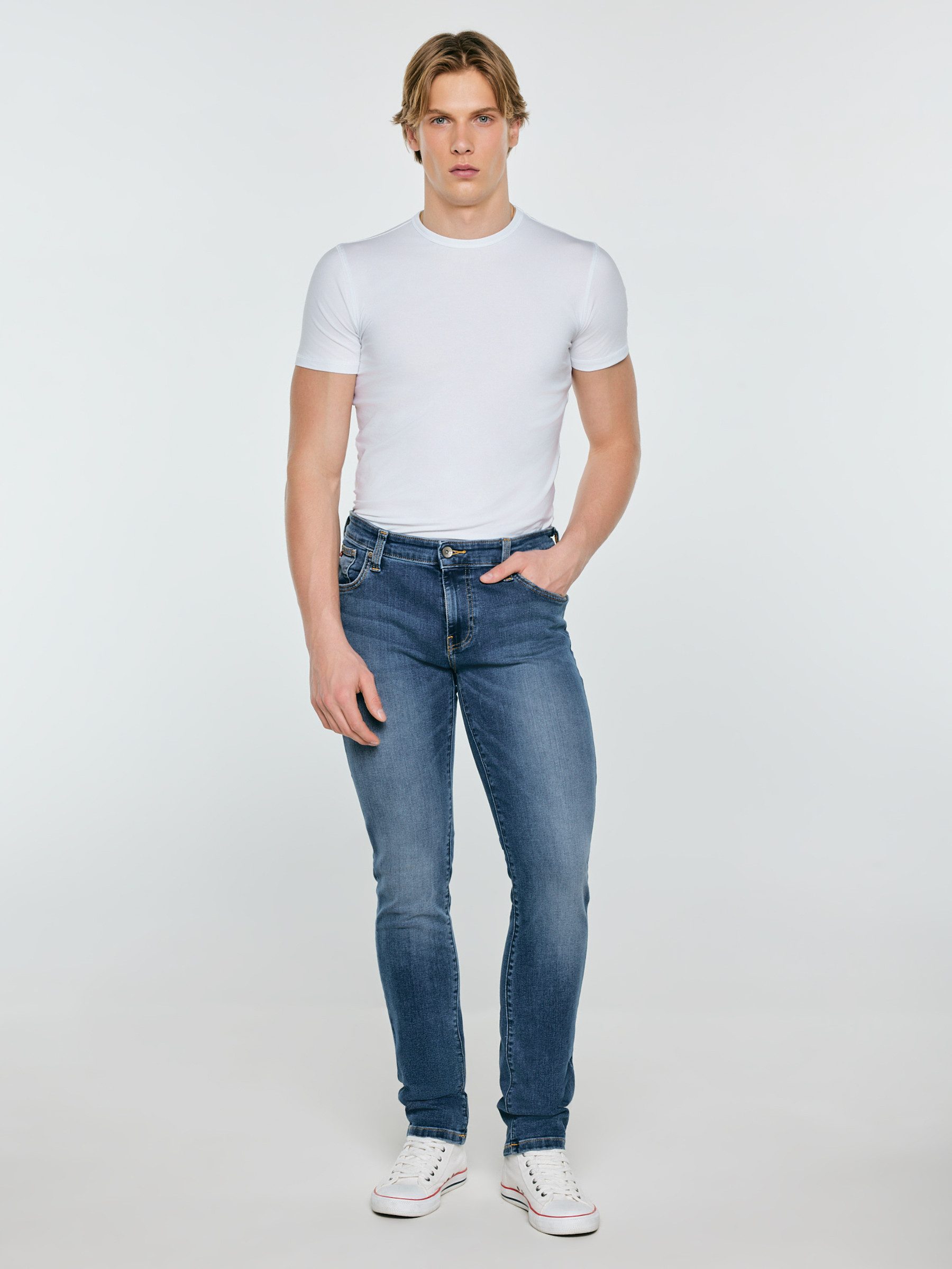 BIG STAR Slim-fit-Jeans RONAN normale Leihöhe