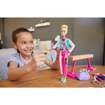 Barbie Anziehpuppe Turn-Spielset mit Puppe "You Can Be Anything" Serie, Puppen (mit blonden Haaren, Schwebebalken, Turnbeutel, Goldmedaille, Barbie-Zubehör, Geschenk für Kinder ab 4 Jahren,GJM72), The Movie, Spielpuppen, Spielpuppe Barbie, Haus