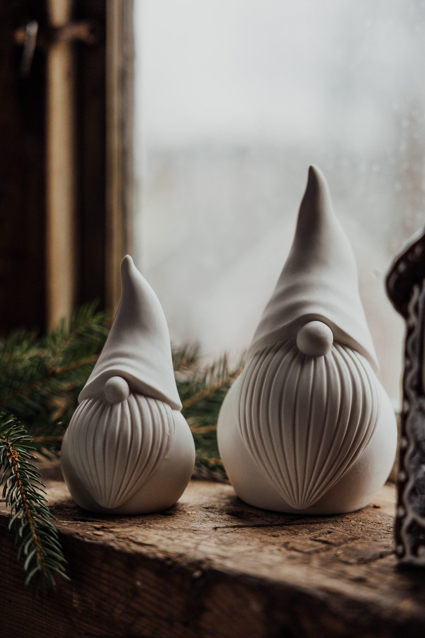 Storefactory Scandinavia Dekofigur Weihnachtsmann, Dekofigur, Dekofigut aus Keramik