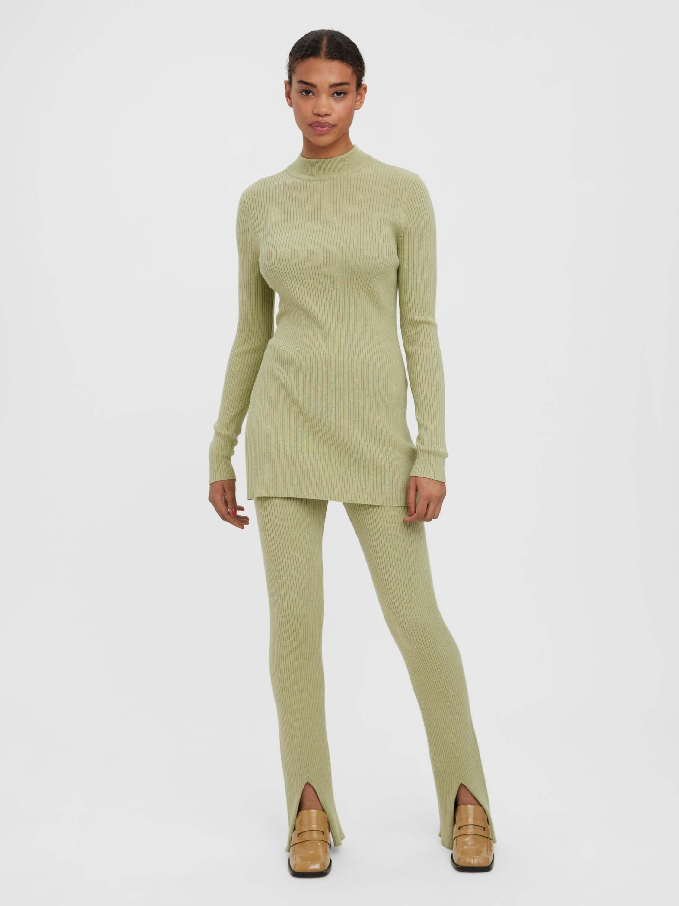 Vero Moda Strickpullover Gold (1-tlg) Plain/ohne Details