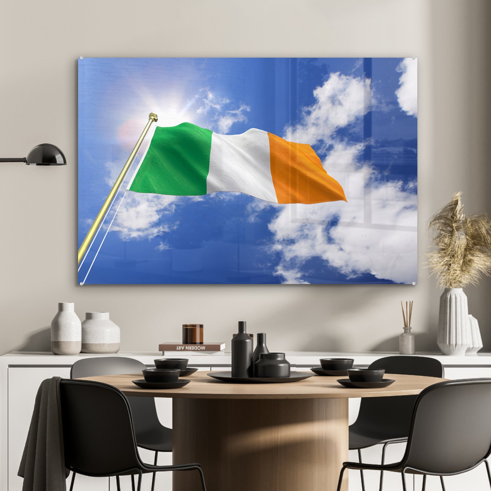 an Flagge MuchoWow Wohnzimmer Schlafzimmer Nachmittag, & Acrylglasbild (1 Acrylglasbilder Irland von sonnigen Die St), einem
