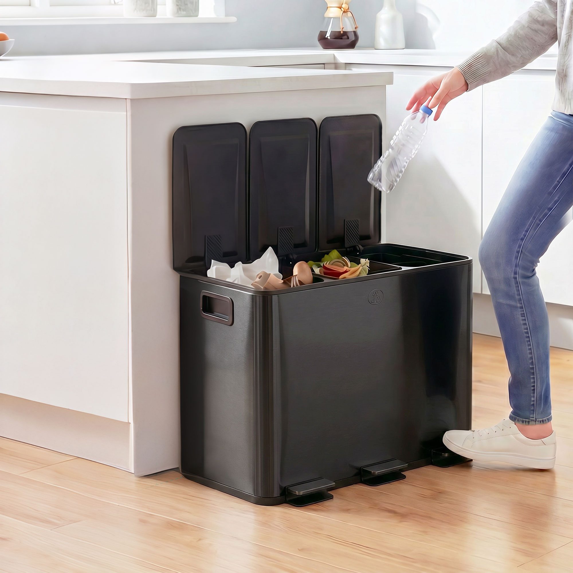 HOMCOM Mülltrennsystem Mülleimer Treteimer 3 Fächer inkl. Inneneimer, 61,9x36,6x43,2cm, Deodorant-Deckel, Edelstahl, Schwarz