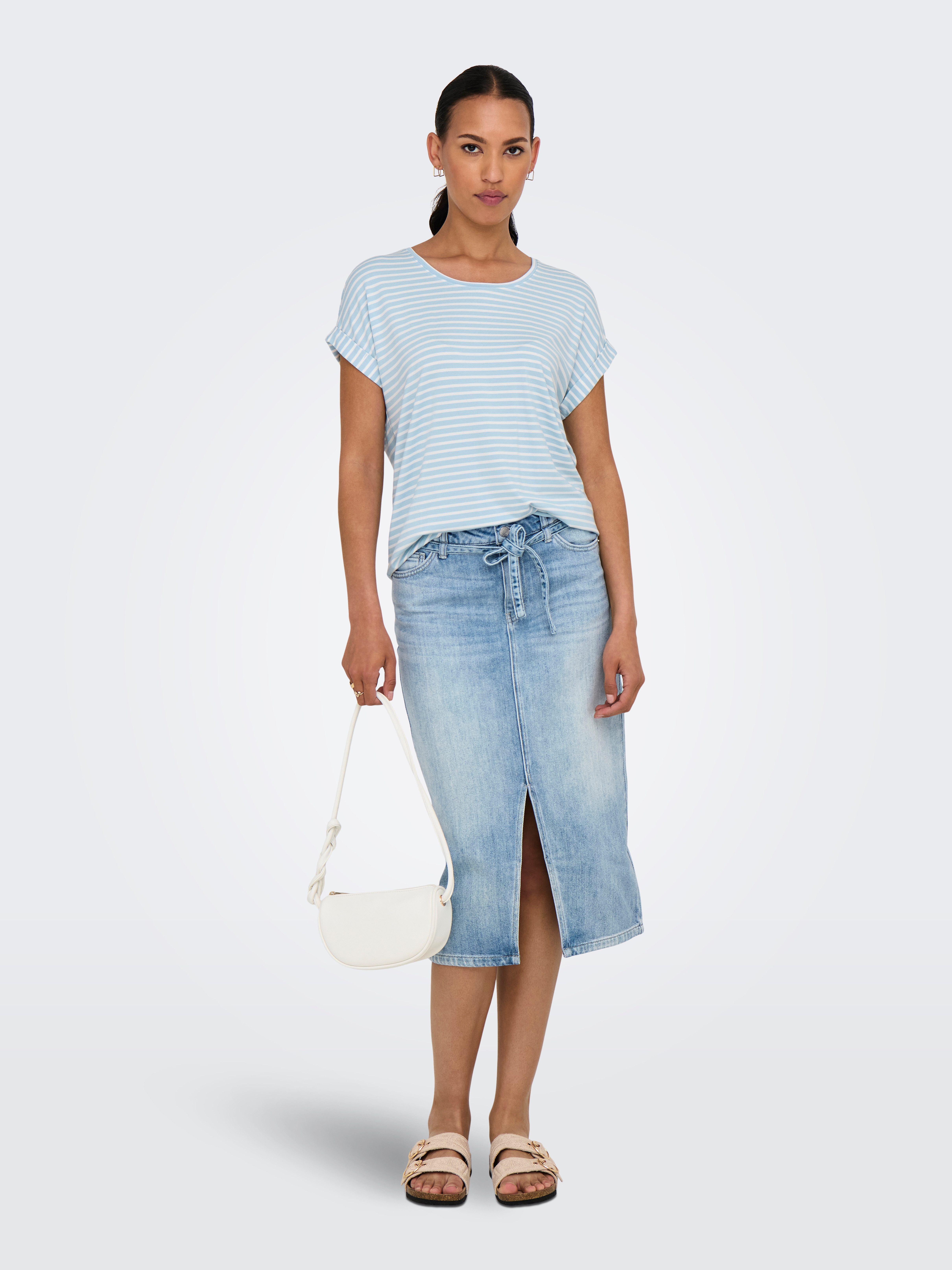 ONLY Kurzarmshirt ONLMOSTER STRIPE S/S O-NECK TOP JRS NOOS gestreift, lässig geschnitten, Jersey, Rundhals, Viskosemischung