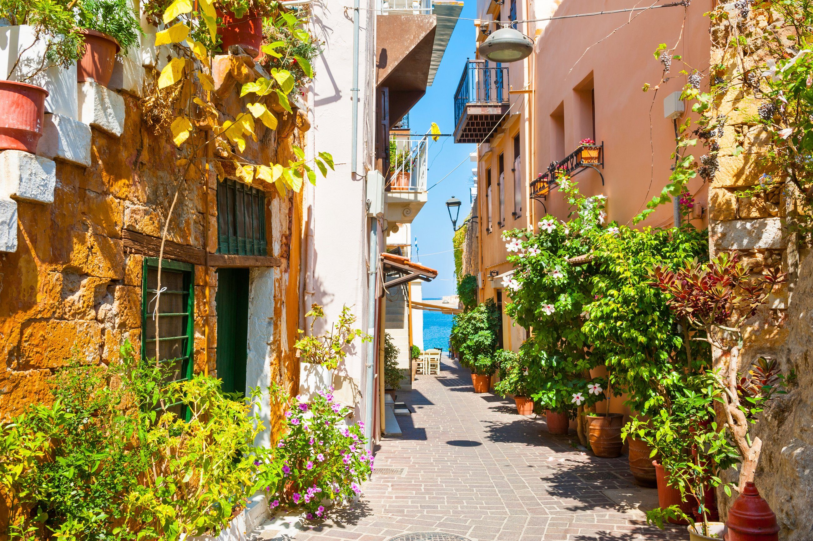 Papermoon Fototapete CHANIA KRETA-GASSE, gemustert beschichtet