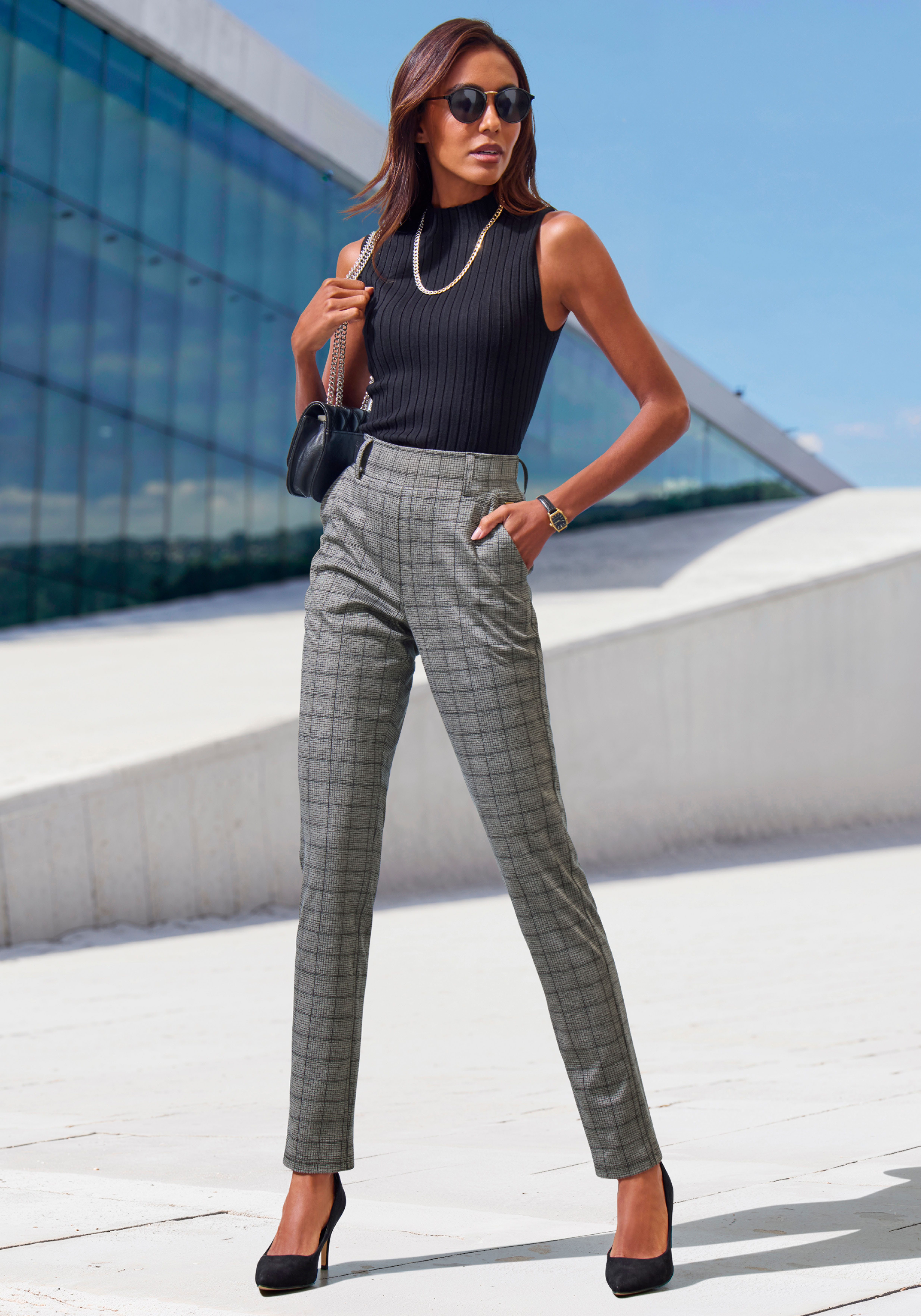 LASCANA Jogger Pants klassische schmale Form mit Jacquard Strickmuster oder uni schwarz