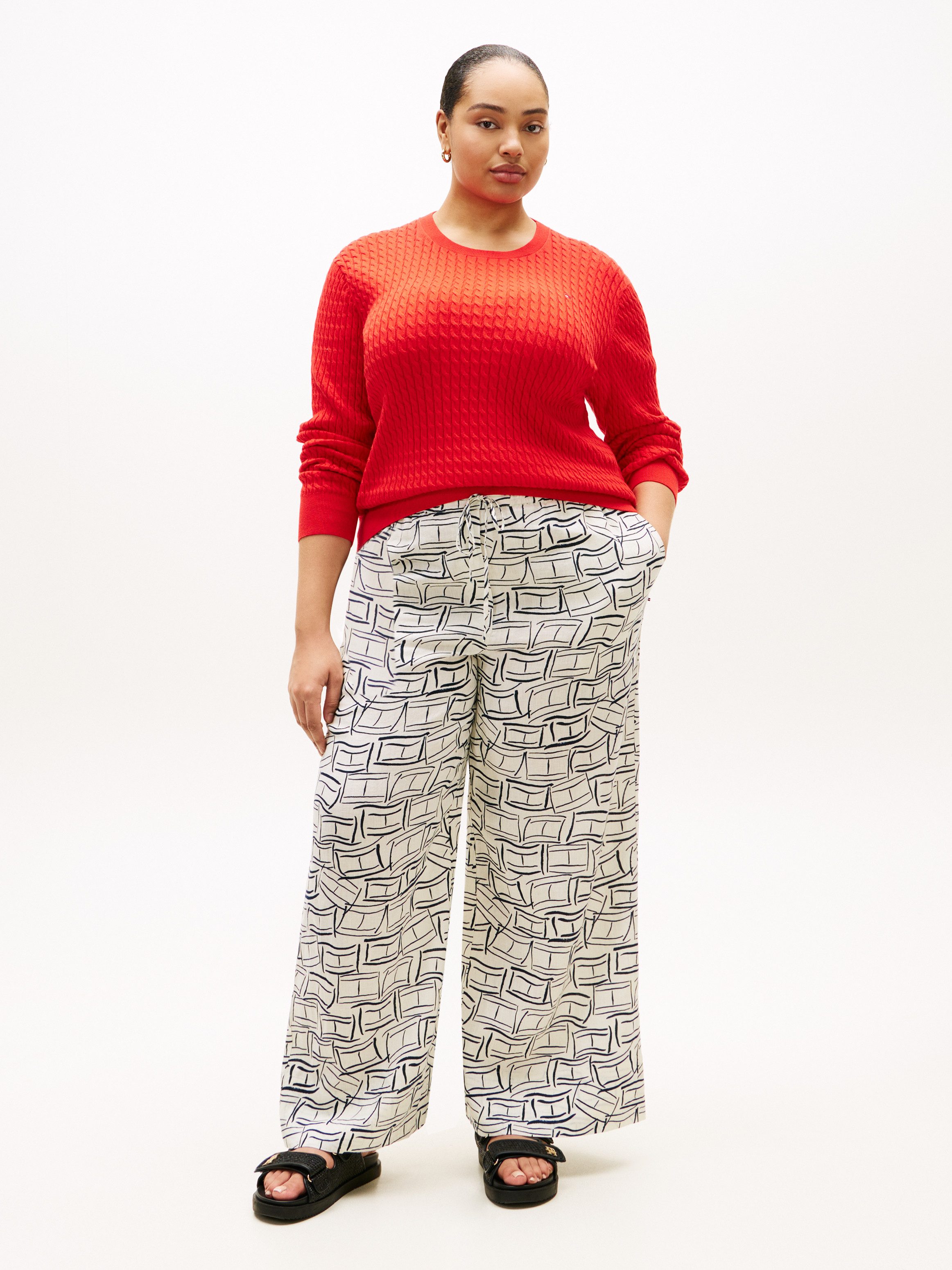 Tommy Hilfiger Curve Rundhalspullover CRV CO CABLE FINE GG CNK SWEATER in großen Größen, mit Zopfmuster