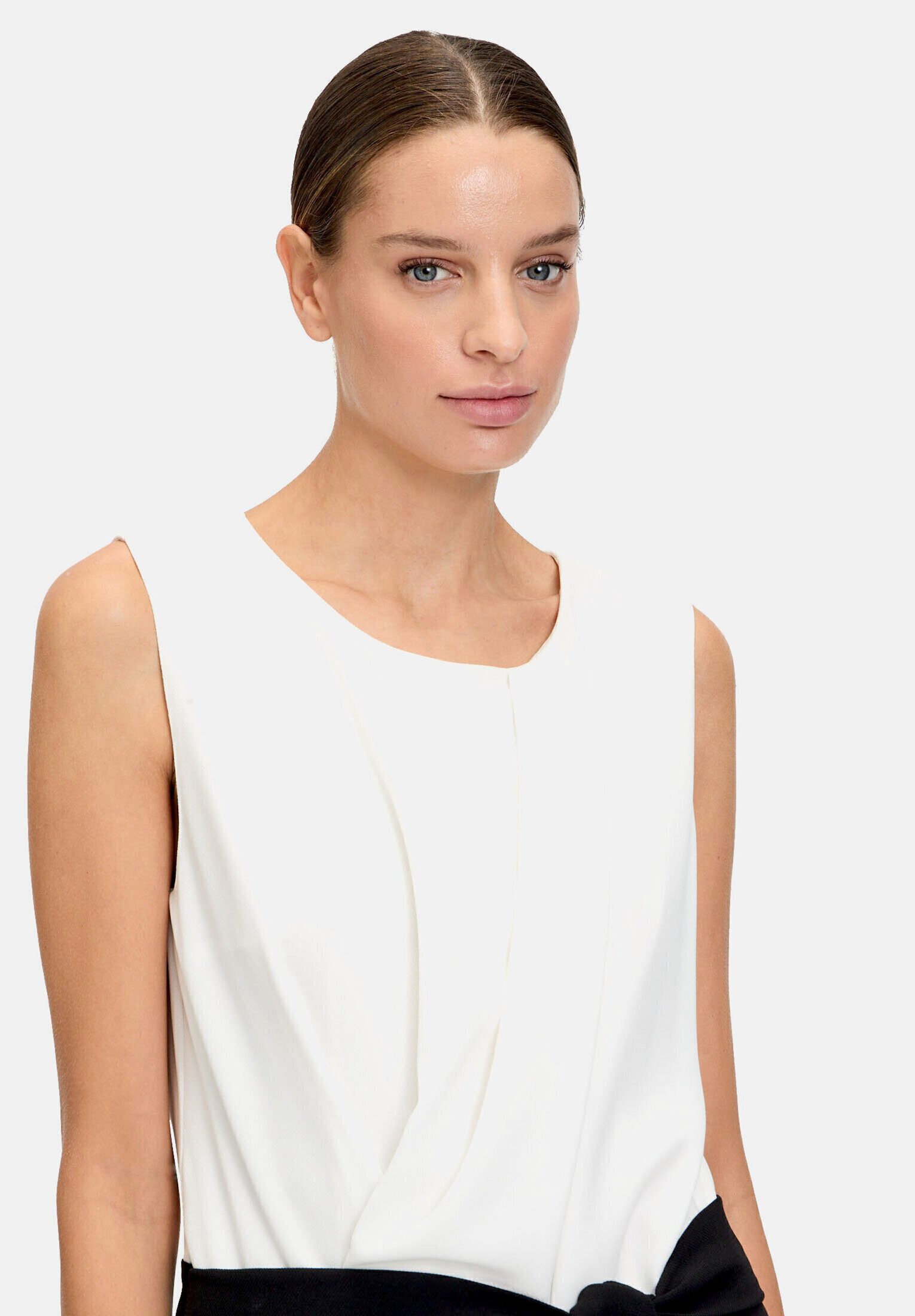 Betty&Co Overall Damen ohne Arm (1-tlg) Falten