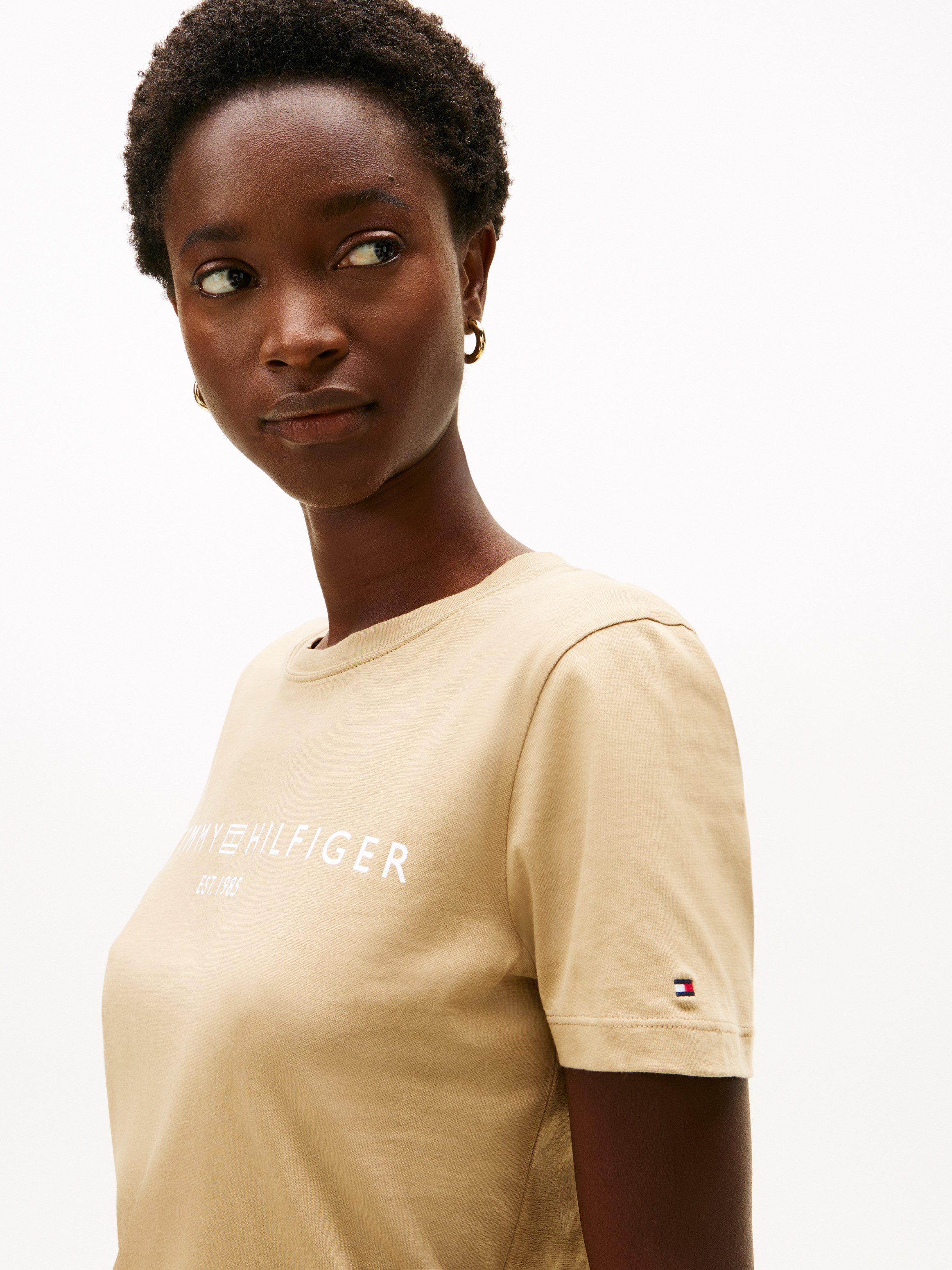 Tommy Hilfiger Kurzarmshirt REG CORP LOGO C-NK mit Logoschriftzug und Stick günstig online kaufen