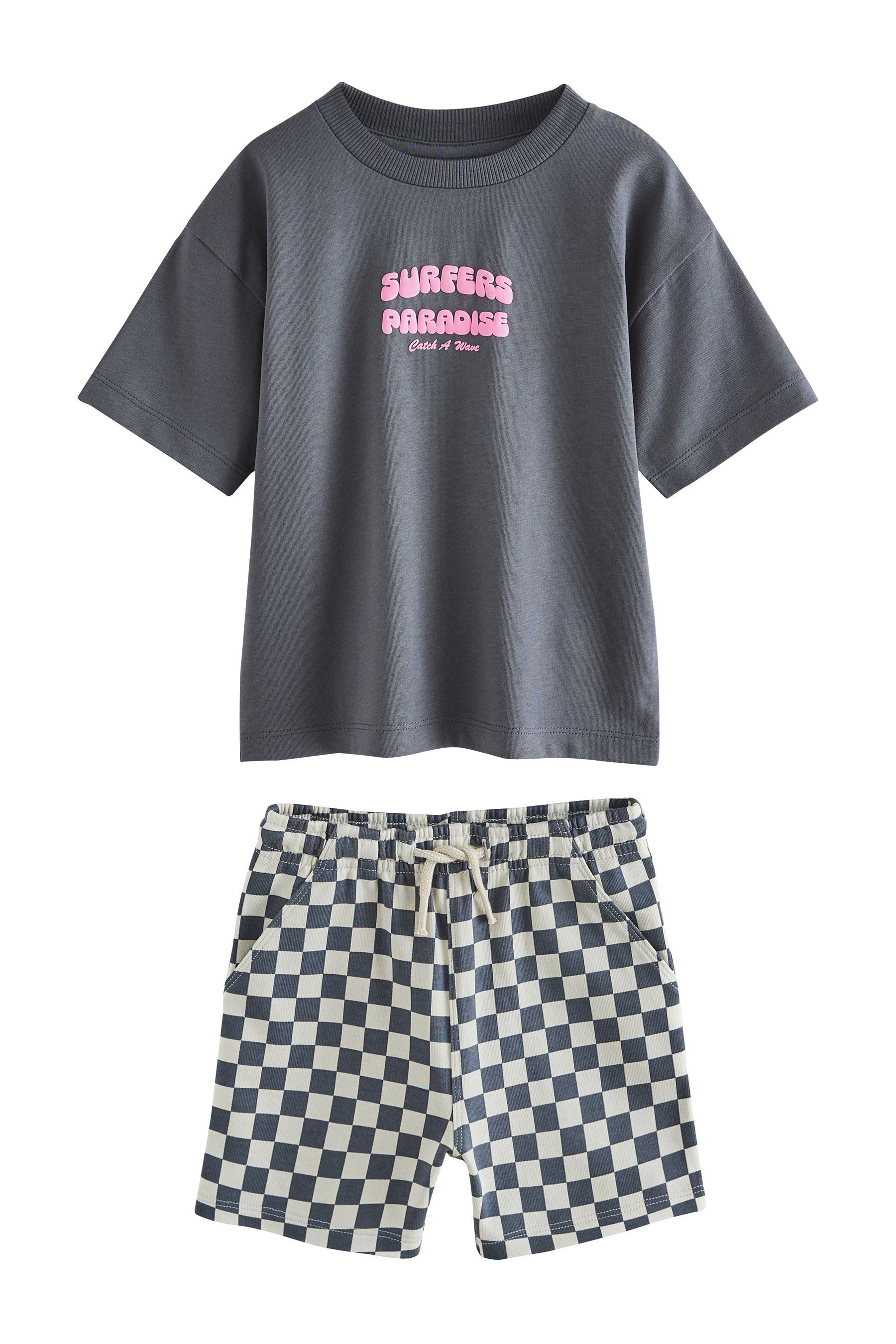 T-Shirt & Shorts Kurzarm-T-Shirt mit Rücken-Print und Shorts im Set