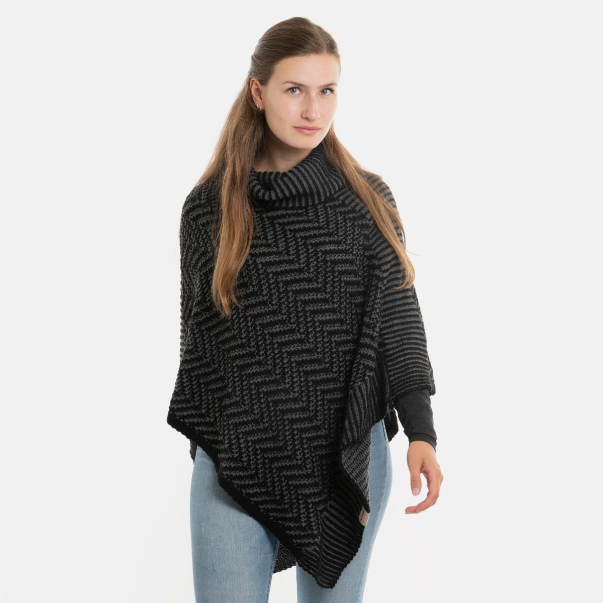 Knit Factory Poncho Amber Gestrickter Poncho Schwarz/Anthrazit (1-St) Strick Poncho für Frauen