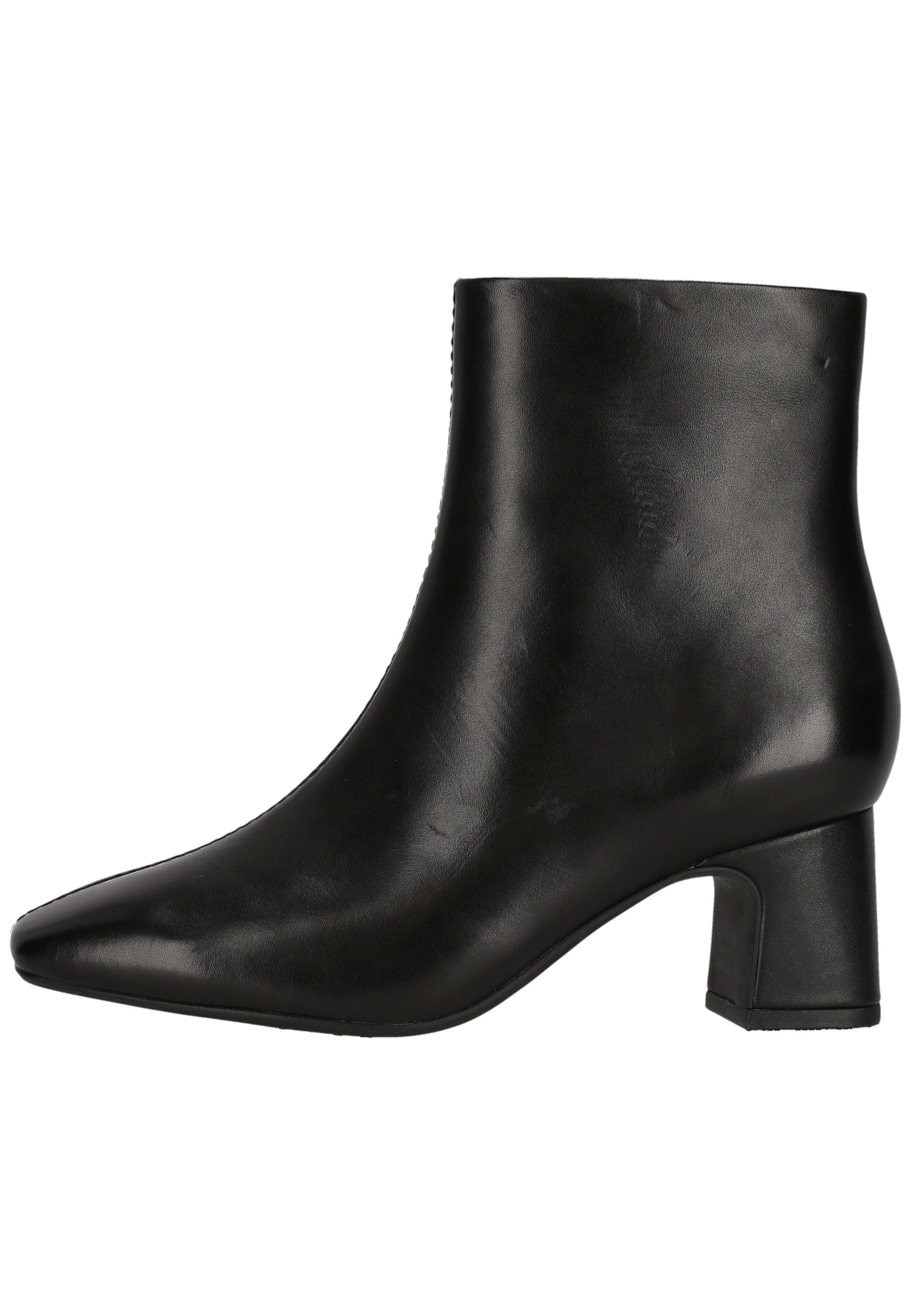 Clarks Fernie Zip Stiefelette mit eleganter, quadratischer Schuhspitze