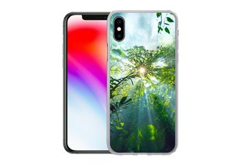 MuchoWow Handyhülle Die Sonne scheint durch die Wälder eines Regenwaldes in Malaysia, Handyhülle Apple iPhone Xs, Smartphone-Bumper, Print, Handy