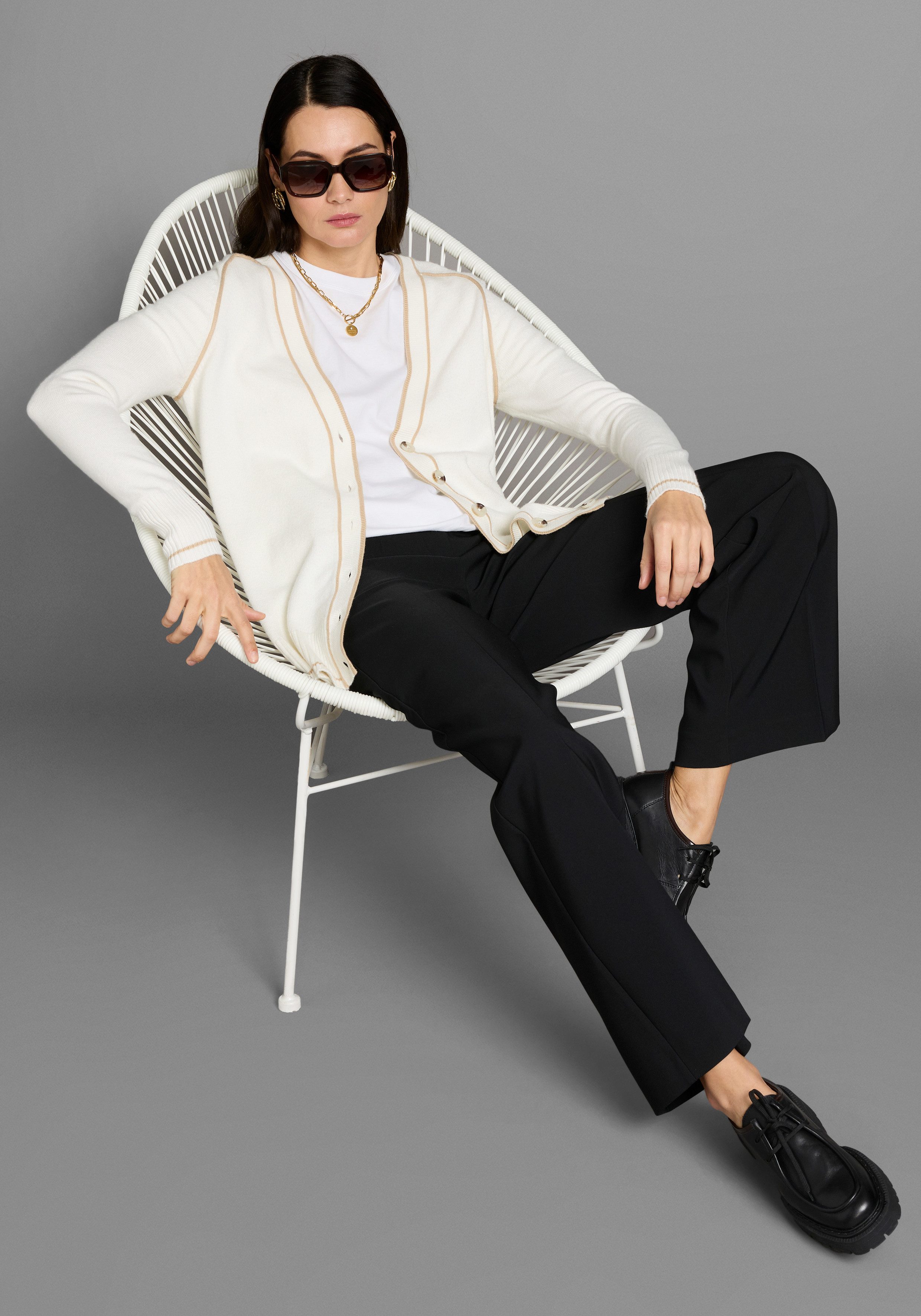 HECHTER PARIS Longstrickjacke mit modischen Kontrastlinien