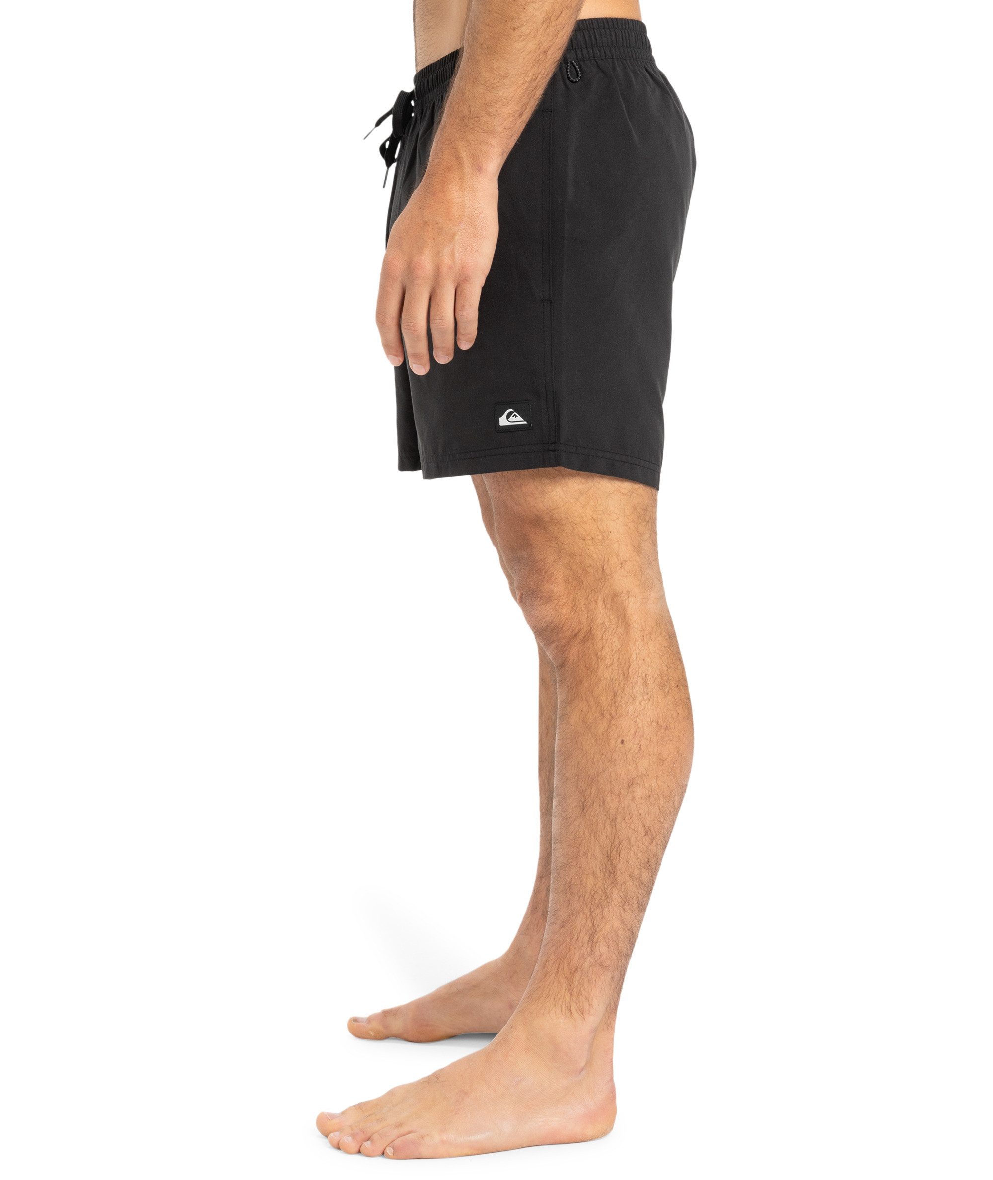 Quiksilver Badeshorts EVERYDAY VOLLEY 15 unifarbene Optik, mit kontrastfarbenen Details, Straight-Leg-Passform