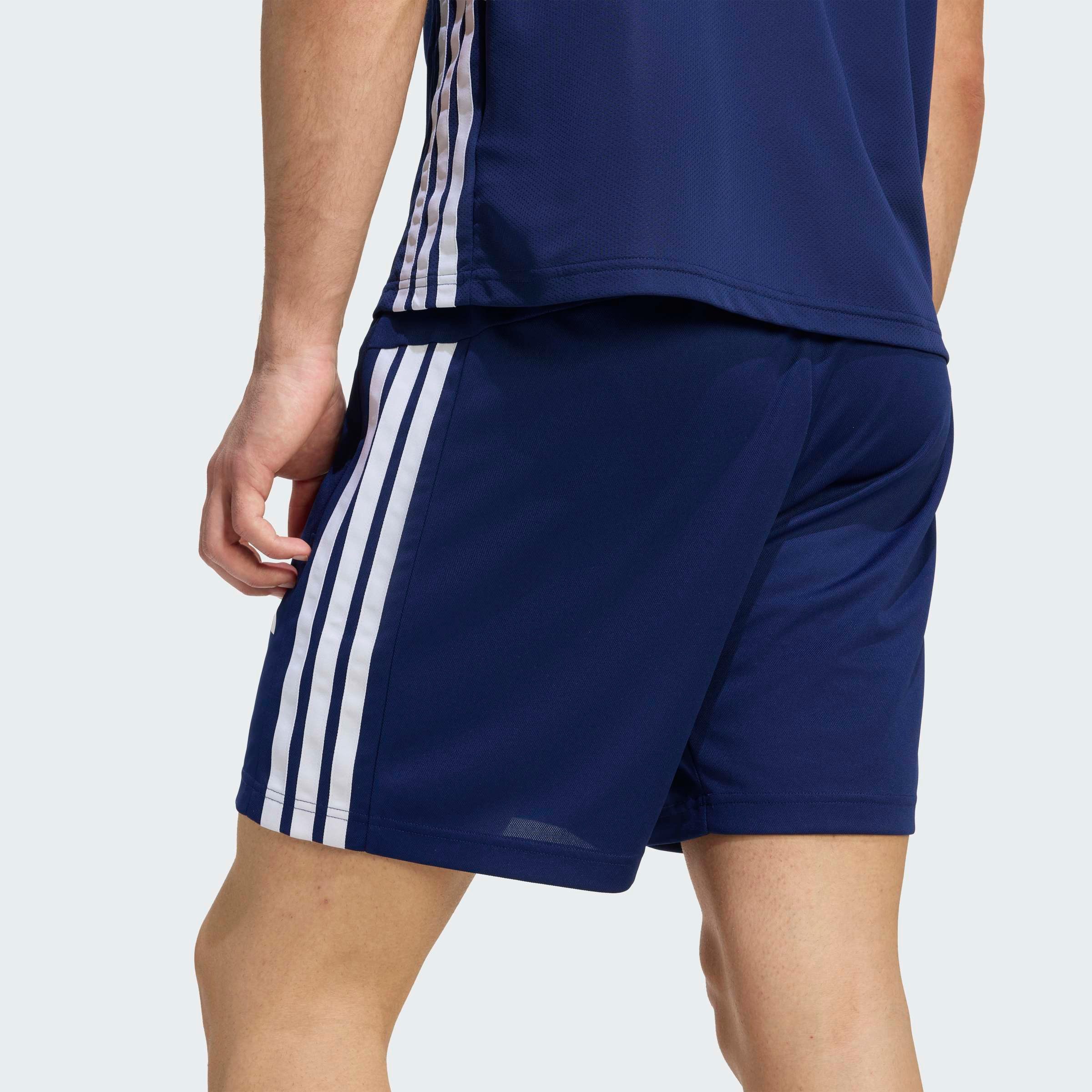 adidas Performance Shorts WORKOUT ESSENTIALS BASE 3-STRIPES PIQUÉ 7 IN