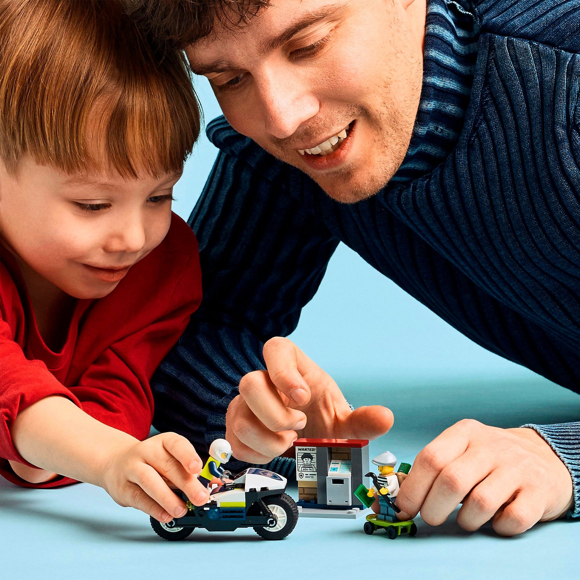 LEGO® Verfolgungsjagd mit dem Polizeimotorrad (60455), LEGO City Konstrukti günstig online kaufen