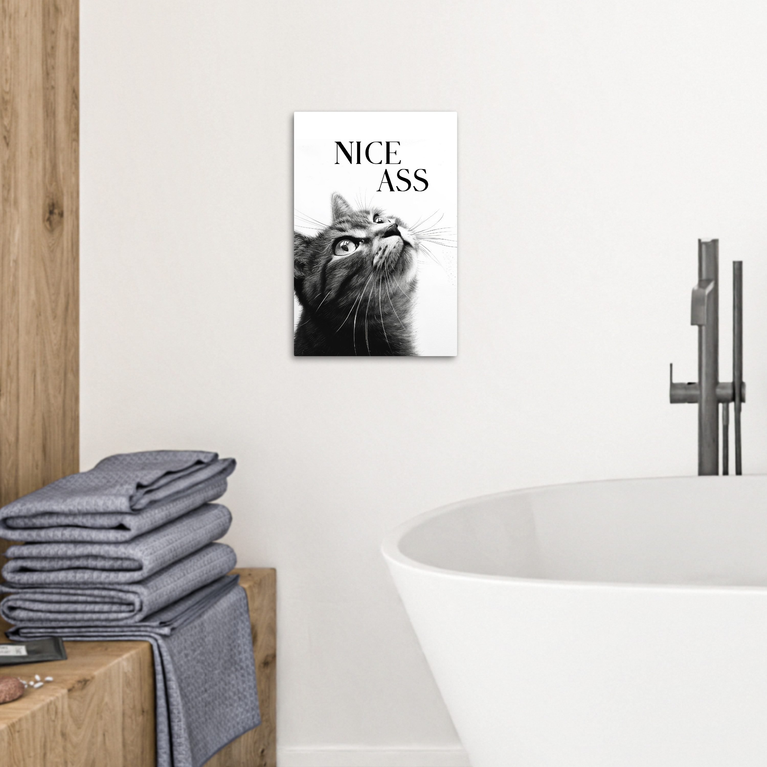 OneMillionCanvasses® Leinwandbild Katze - Nice ass - Zitat - Schwarz Weiß - Sprüche, Fotodruck (1 St), Badezimmer Deko, Bilder WC, Toilette Wanddeko 20x30 cm