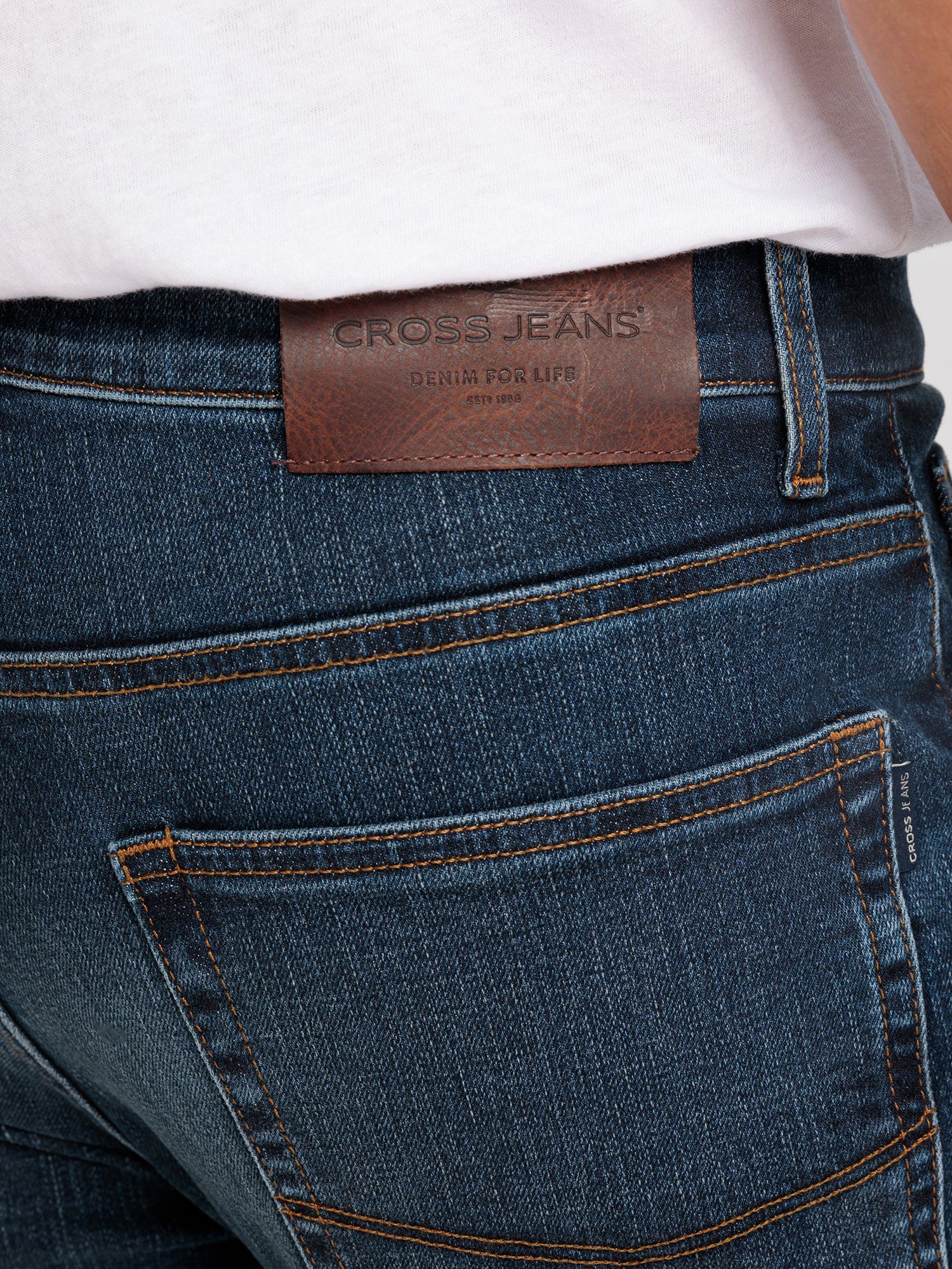 JEANS® Colin Bootcut-Jeans CROSS