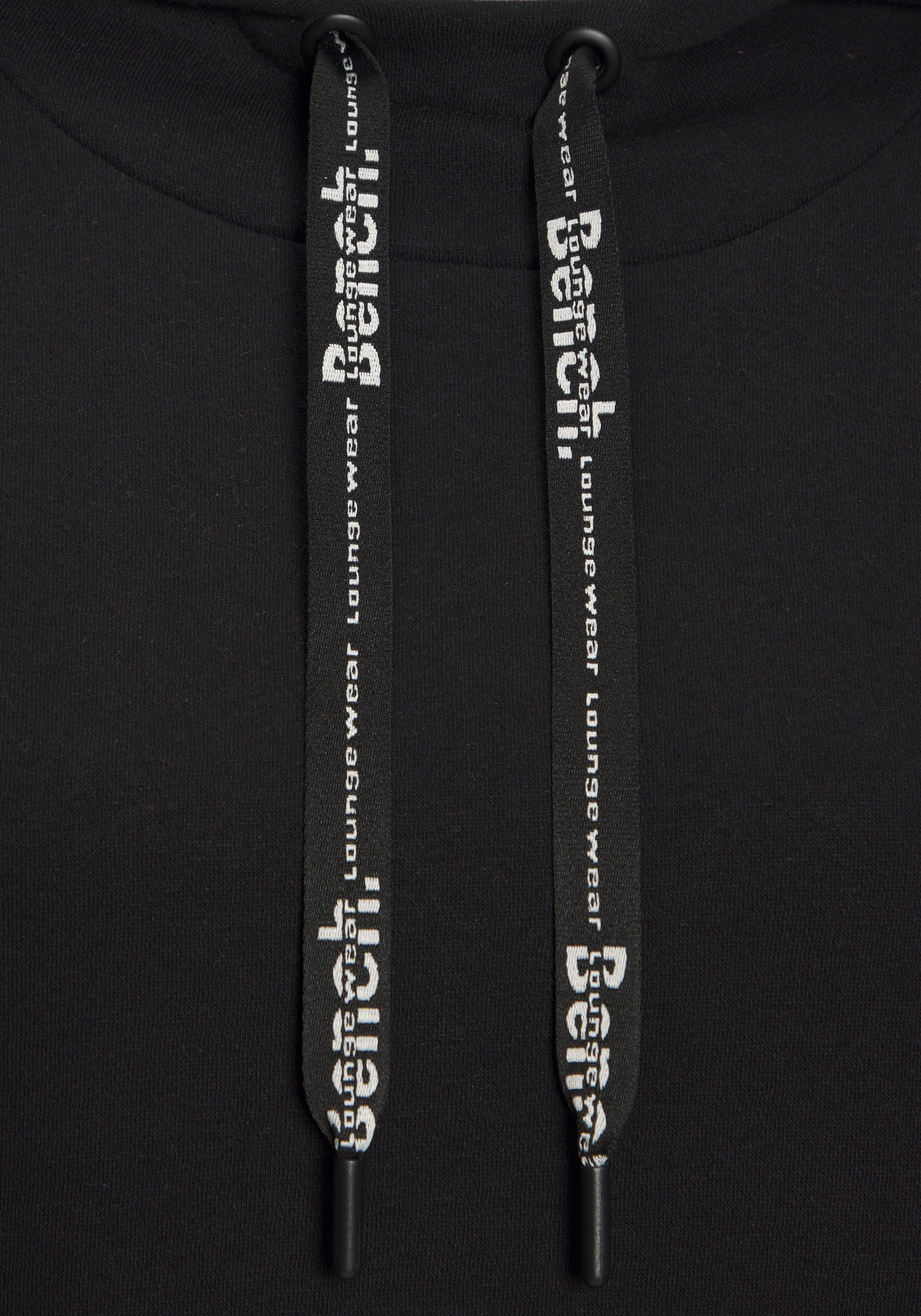 Bench. Loungewear Kapuzensweatshirt mit Kängurutasche, Loungewear