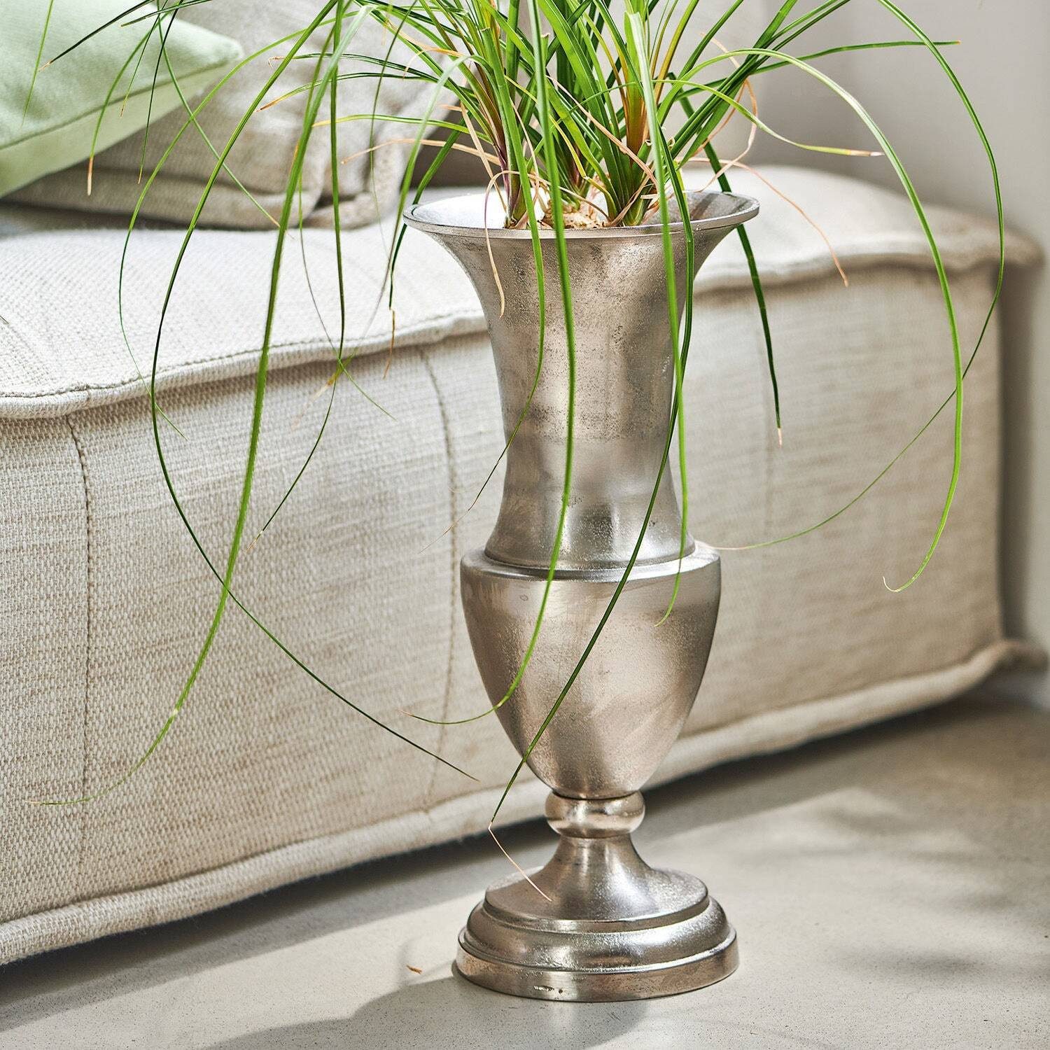 Mirabeau Tischvase Vase Gilberta antiksilber