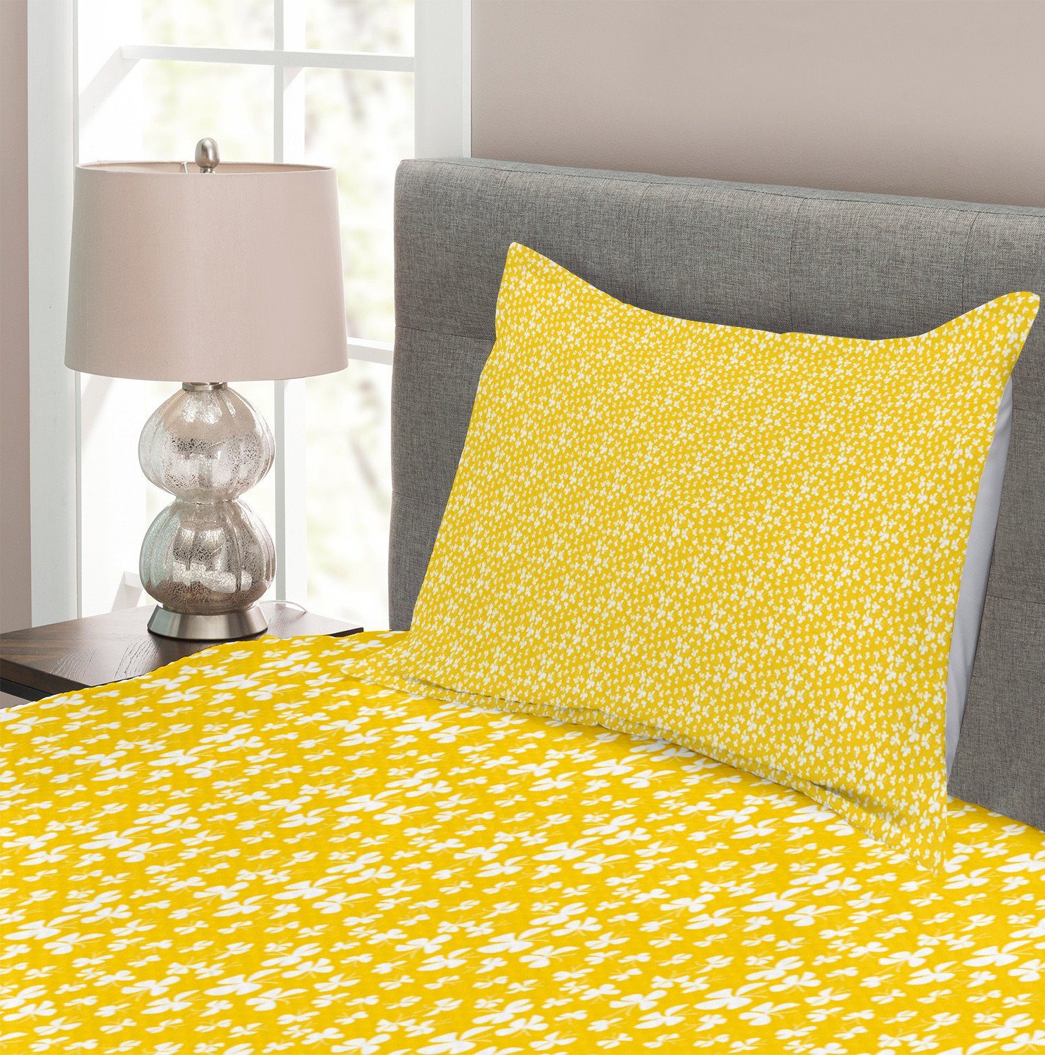 Schmetterlinge Waschbar, Tagesdecke und Abakuhaus, Gelb Set Weiß mit Kissenbezügen Entwurf