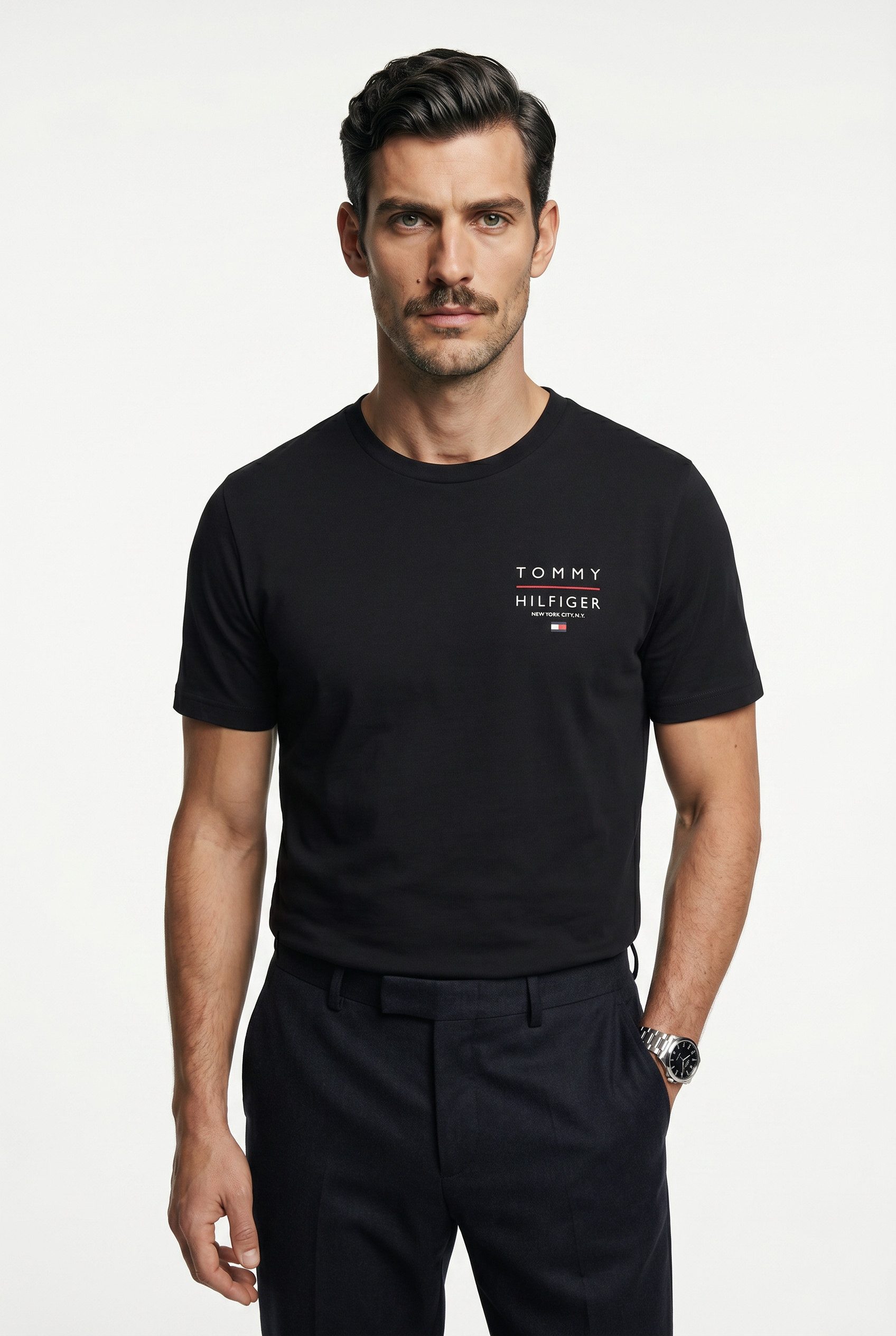 Tommy Hilfiger T-Shirt BRAND LOVE LEFT CHEST RWB TEE regular fit, Rundhals