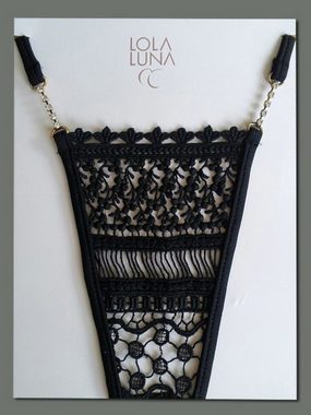 Lola Luna String Agatha