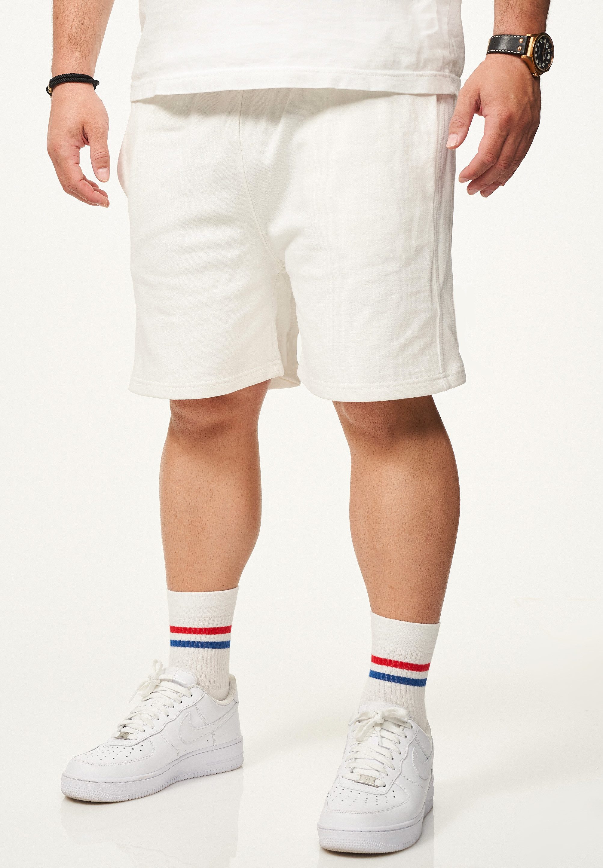 BEHYPE STUDIOS Sweatshorts im lockeren Relaxed-Fit aus 100% Baumwolle für Herren Kurze Hose Sporthose Sommershorts mit elastischem Gummibund