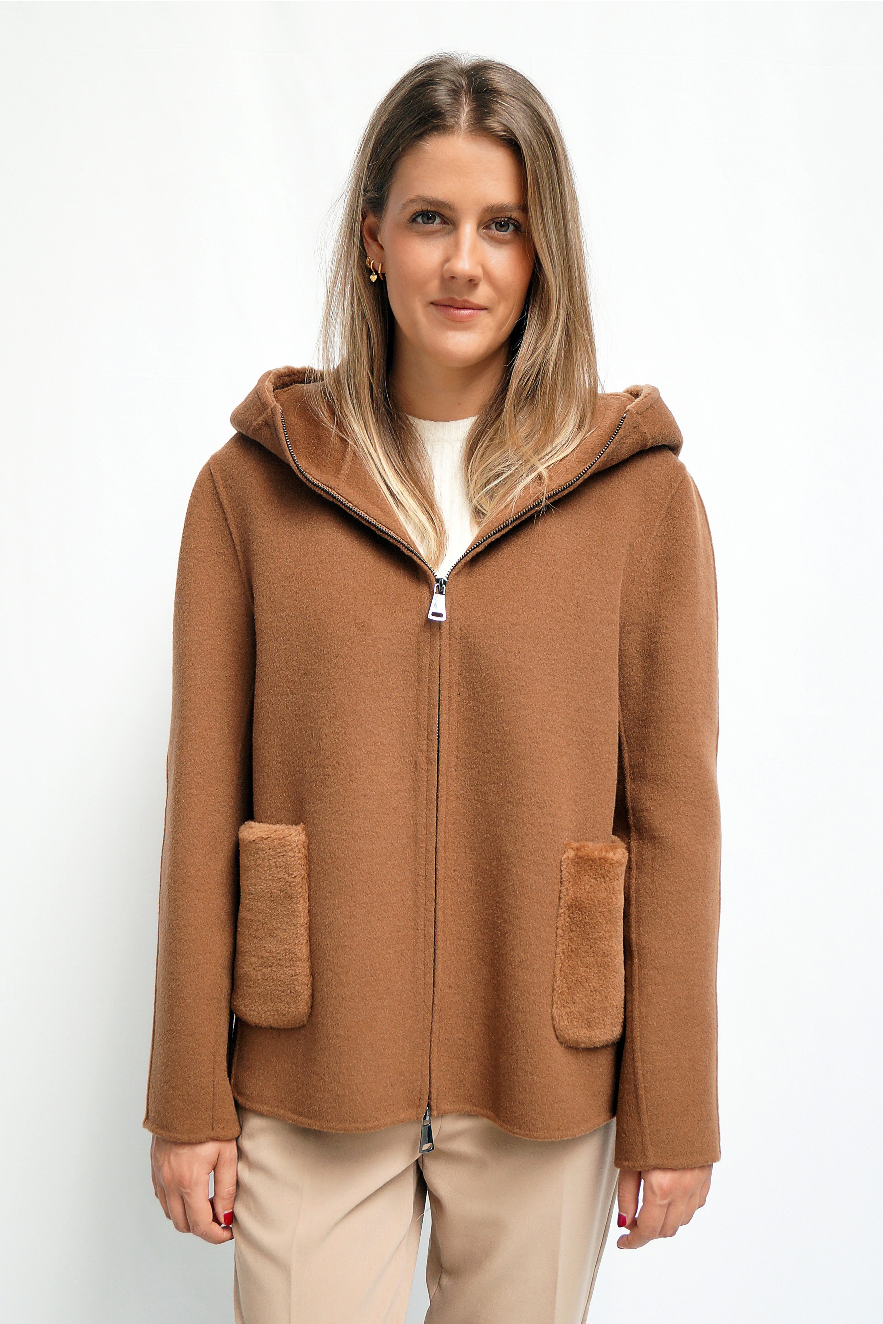 FUNK since 1776 Wolljacke Oversize mit großer Kapuze und aufgesetzten Tasch günstig online kaufen