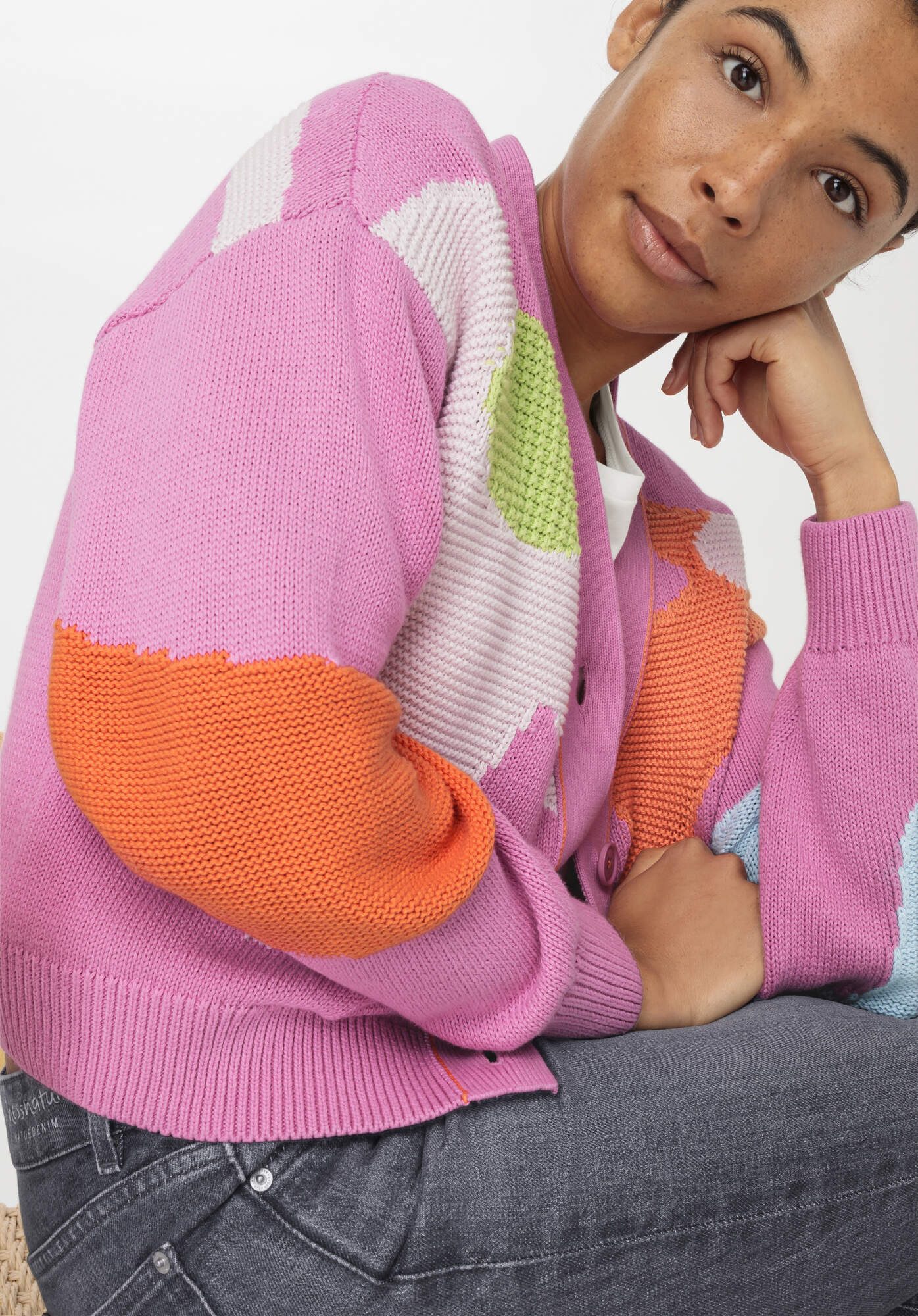 Hessnatur Strickjacke Relaxed aus reiner Bio-Baumwolle günstig online kaufen