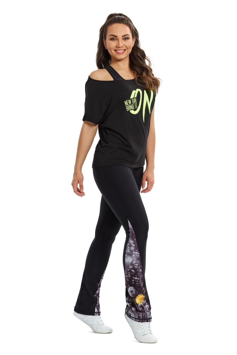 Winshape Oversize-Shirt MCT002 ultra leicht mit Neon gelbem Glitzer-Aufdruck