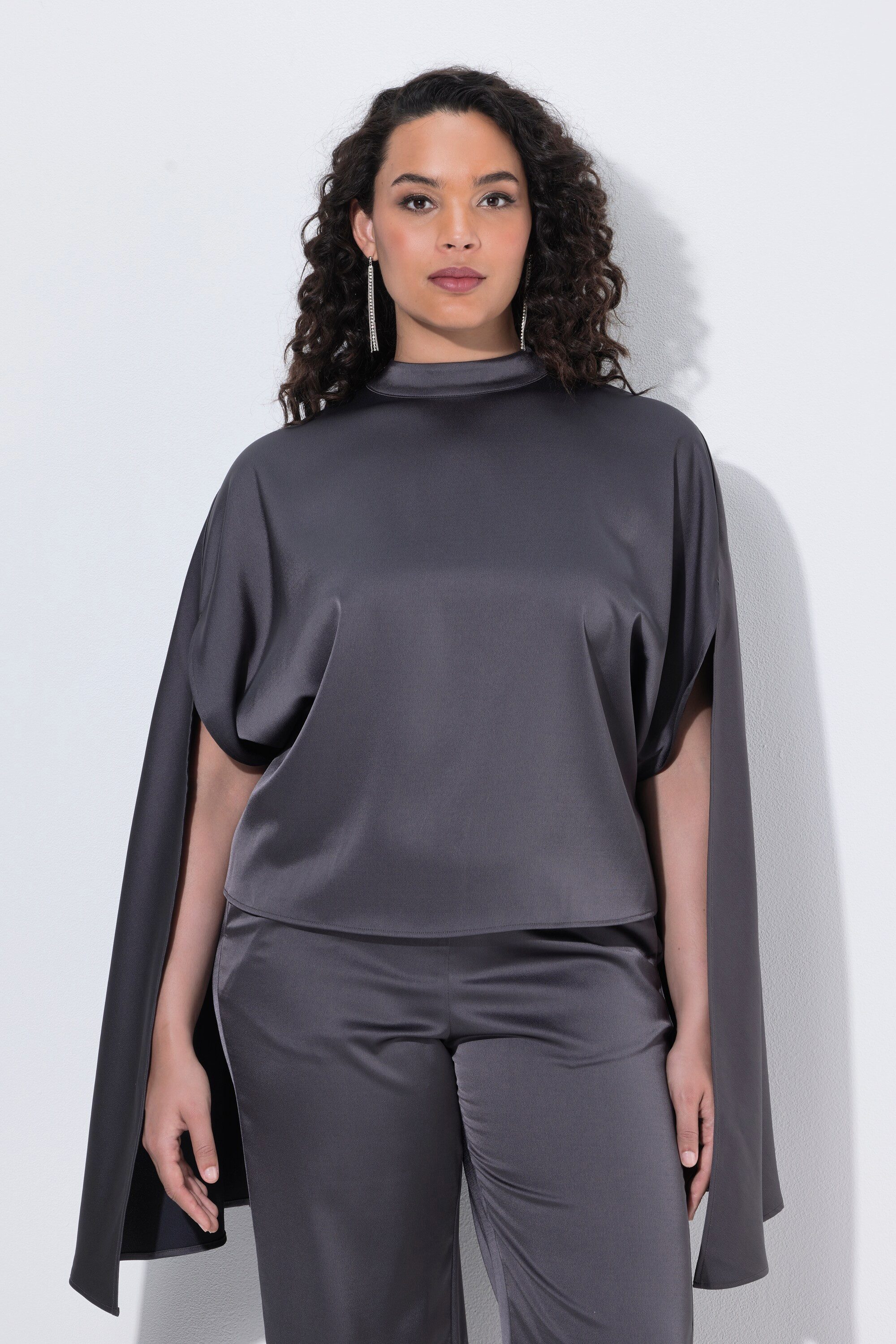 Ulla Popken Longbluse Capebluse Satin Oversized Stehkragen